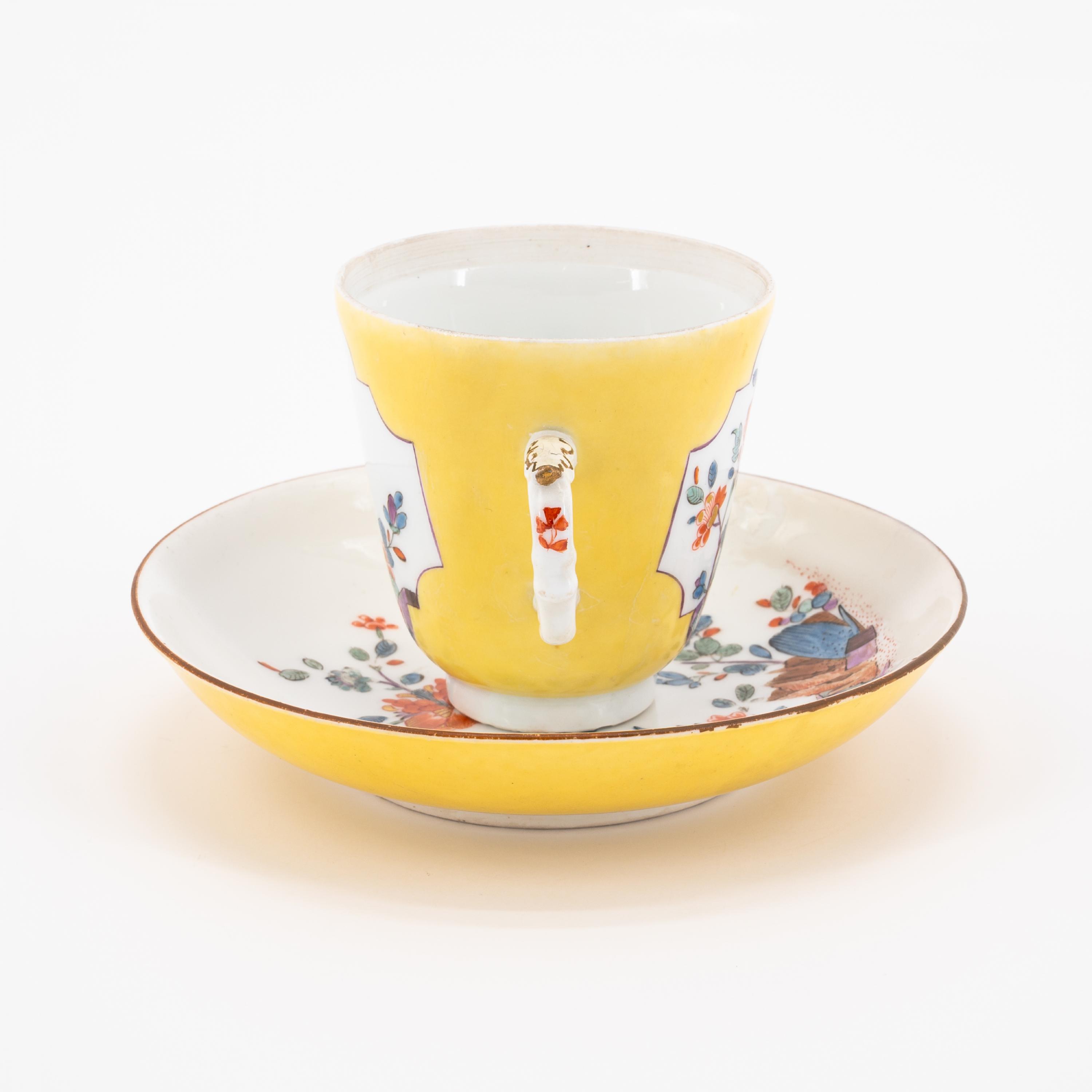 TWO PORCELAIN CUP WITH DOUBLE HANDLES & SAUCERS WITH KAKIEMON DECOR AND YELLOW GROUND - Image 9 of 11