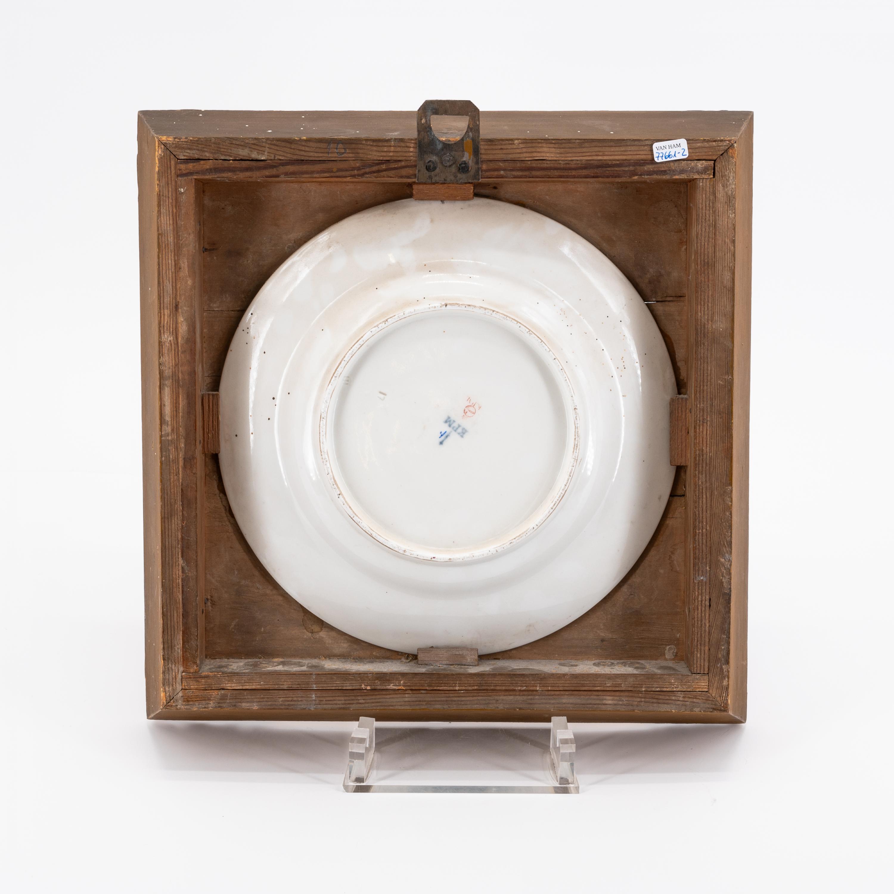 EXEPTIONAL SERIES OF TWELVE PORCELAIN PLATES WITH ROMANTIC VIEWS OF THE RHINE - Image 8 of 26