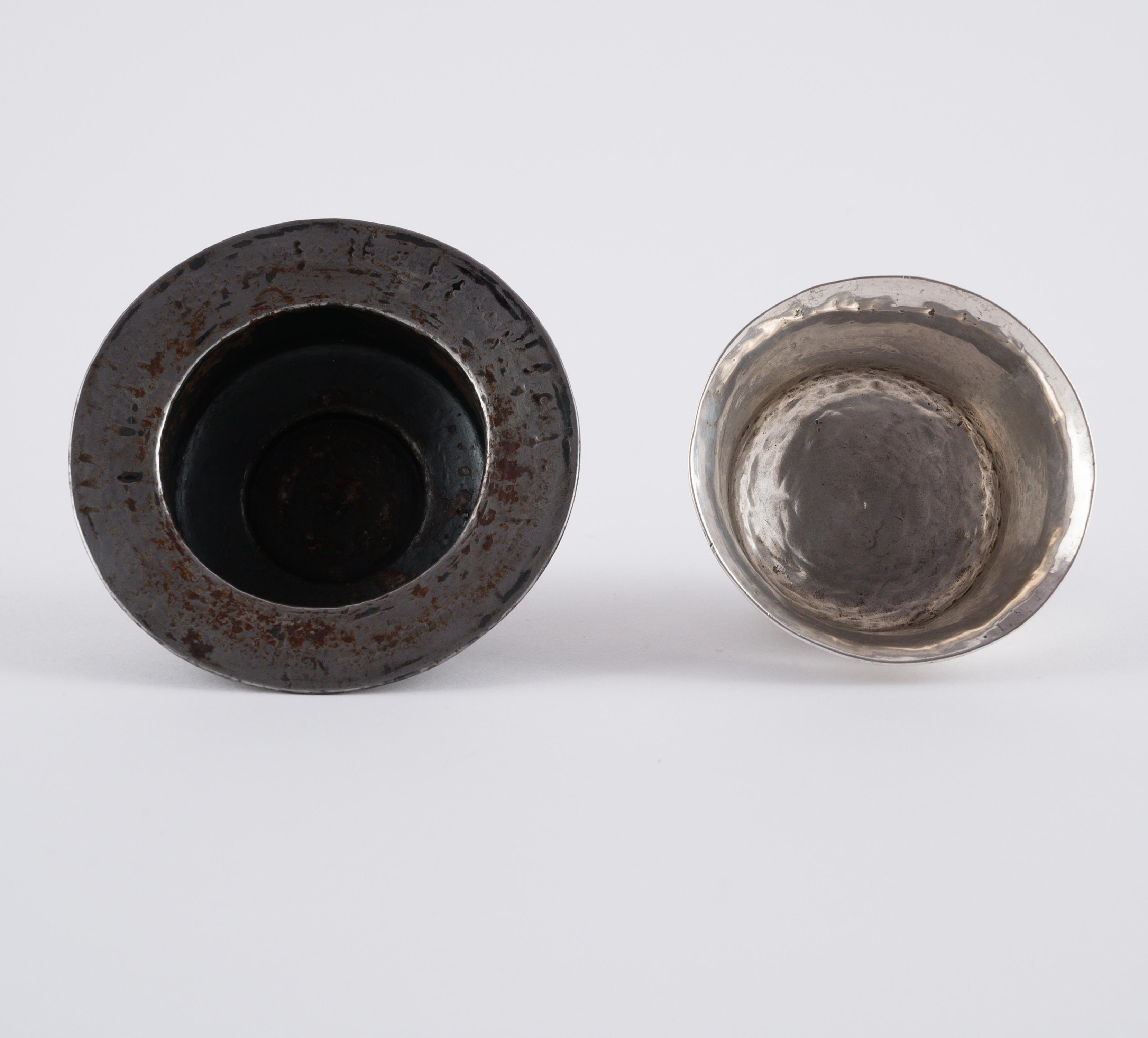 TWO SILVER TEA CUPS STANDS AND THREE TEA BOWL (PHORBA) - Image 18 of 19