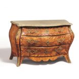 MAGNIFICENT ROCOCO KINGWOOD CHEST OF DRAWERS