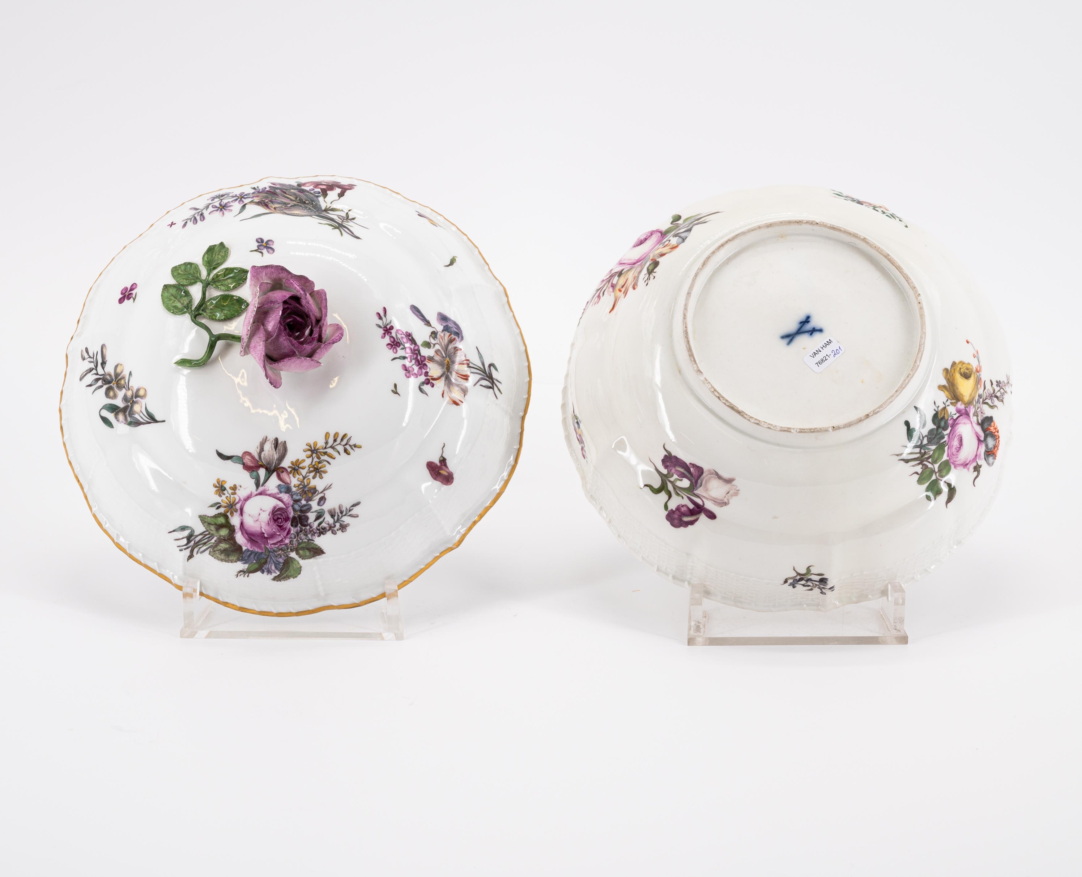 LARGE PORCELAIN LIDDED BOWL WITH FLOWER KNOB, SMALL TEA POT WITH WOODCUT FLOWERS AND CUP WITH SAUCER - Image 6 of 18