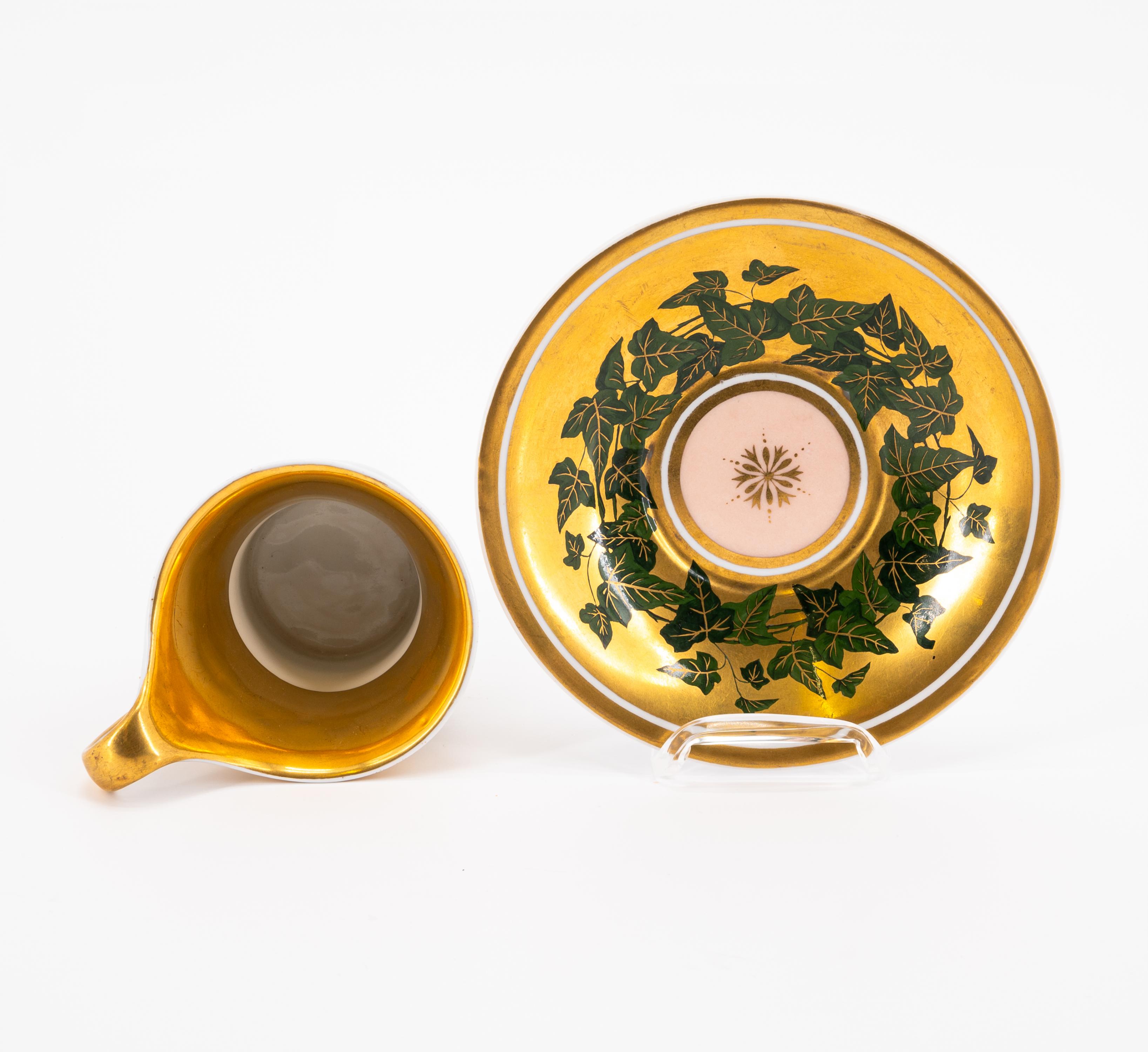 PORCELAIN CUP AND SAUCER WITH IVY AND INSCRIPTION "ERINNERUNG" - Image 5 of 6