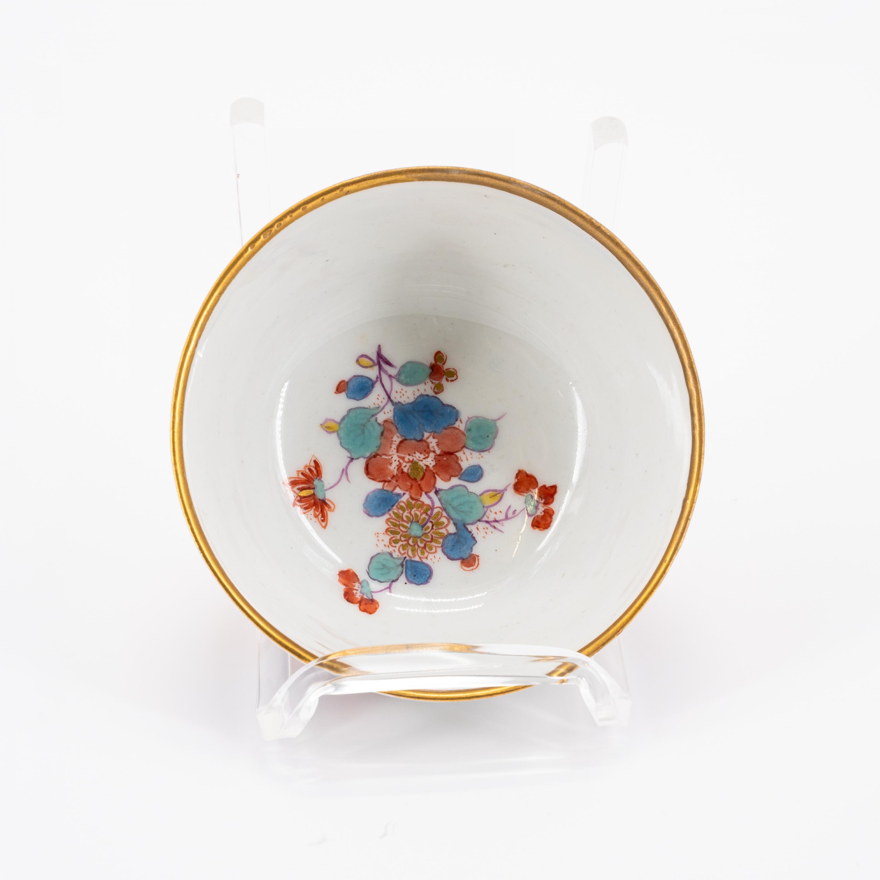 PORCELAIN TEA BOWL WITH CHINOISERIES - Image 4 of 5
