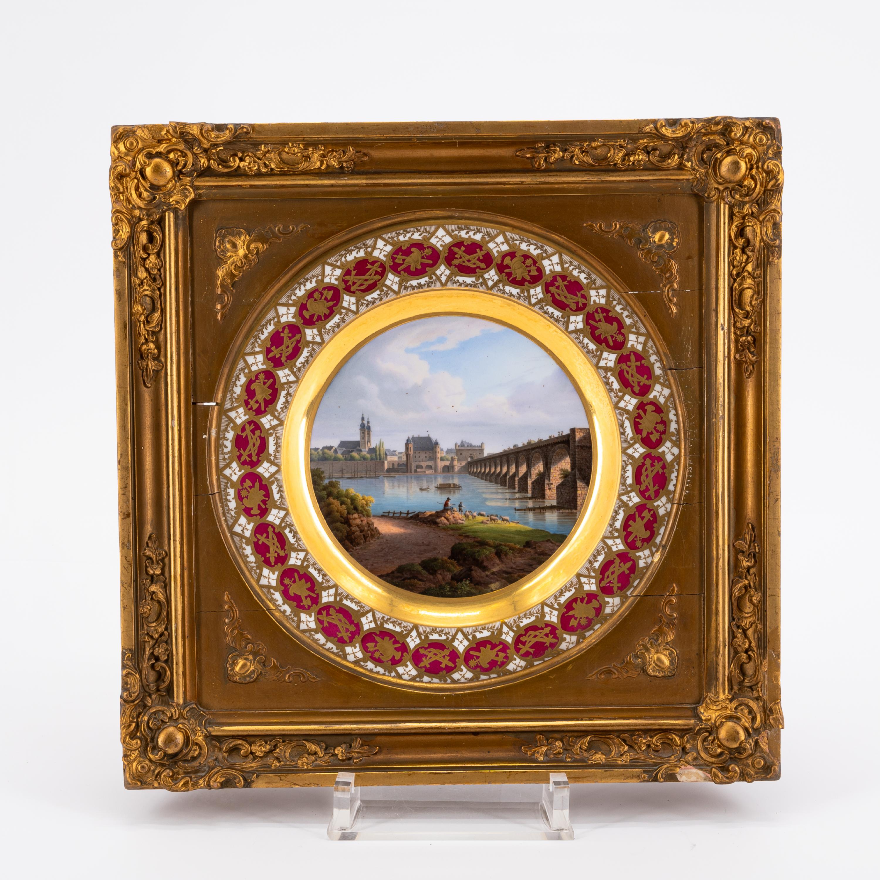 EXEPTIONAL SERIES OF TWELVE PORCELAIN PLATES WITH ROMANTIC VIEWS OF THE RHINE - Image 21 of 26