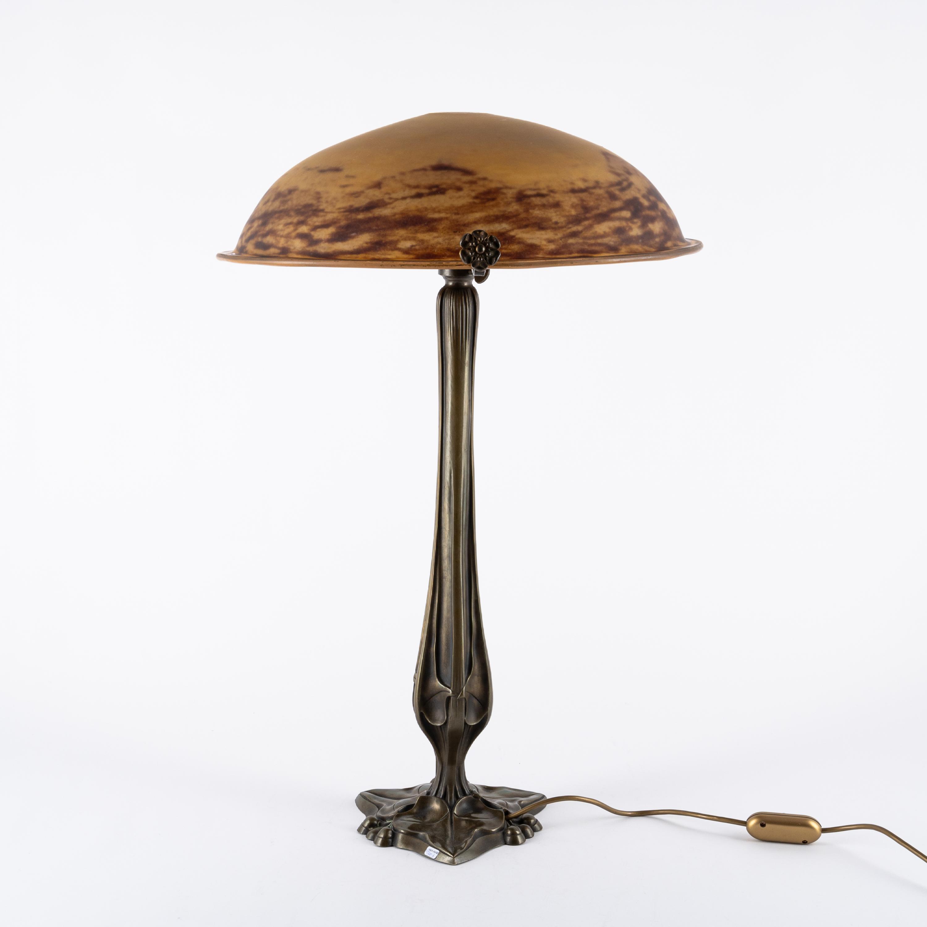 LARGE GLASS TABLE LAMP WITH METAL FOOT - Image 4 of 6