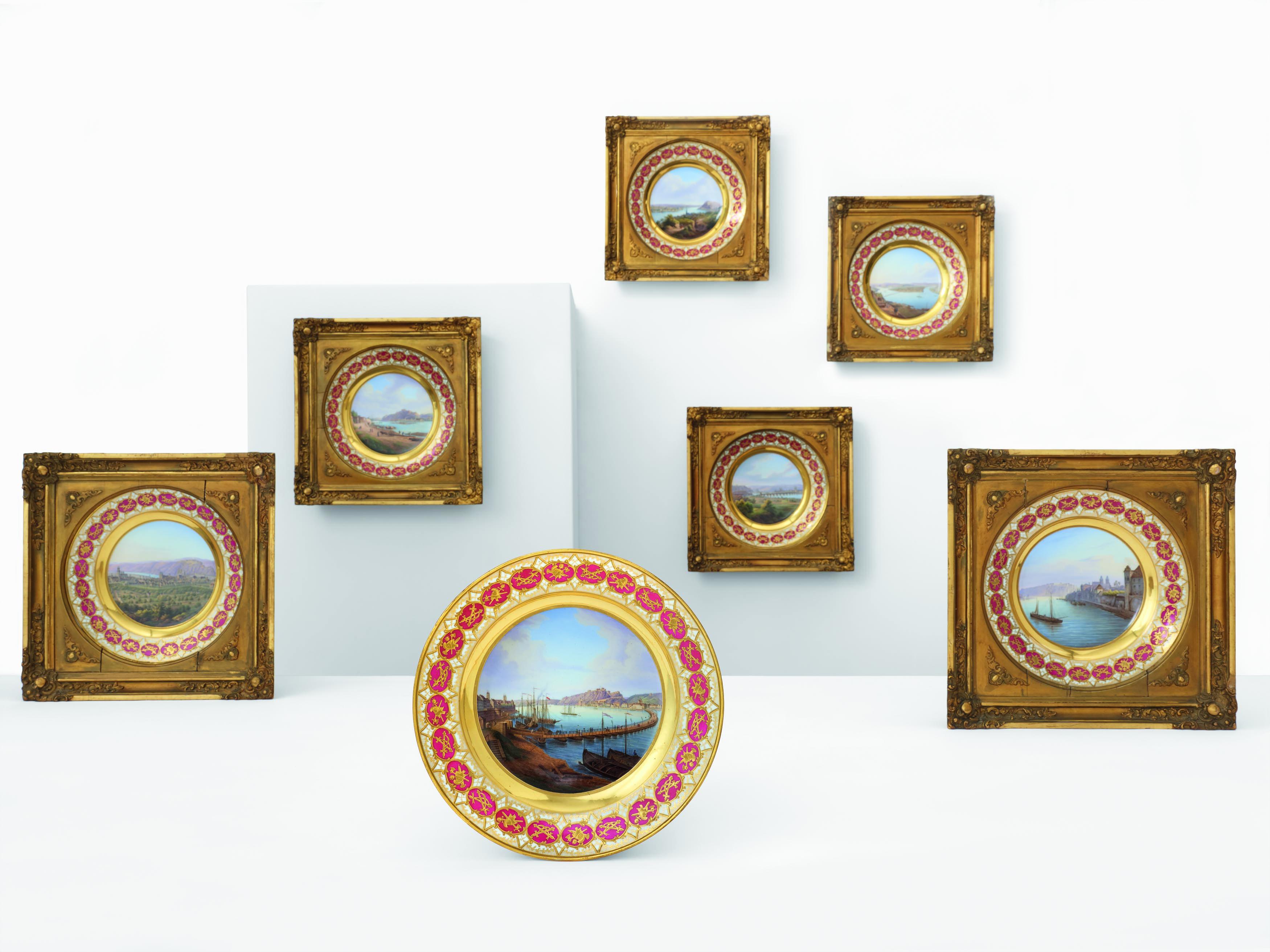 EXEPTIONAL SERIES OF TWELVE PORCELAIN PLATES WITH ROMANTIC VIEWS OF THE RHINE - Image 2 of 26