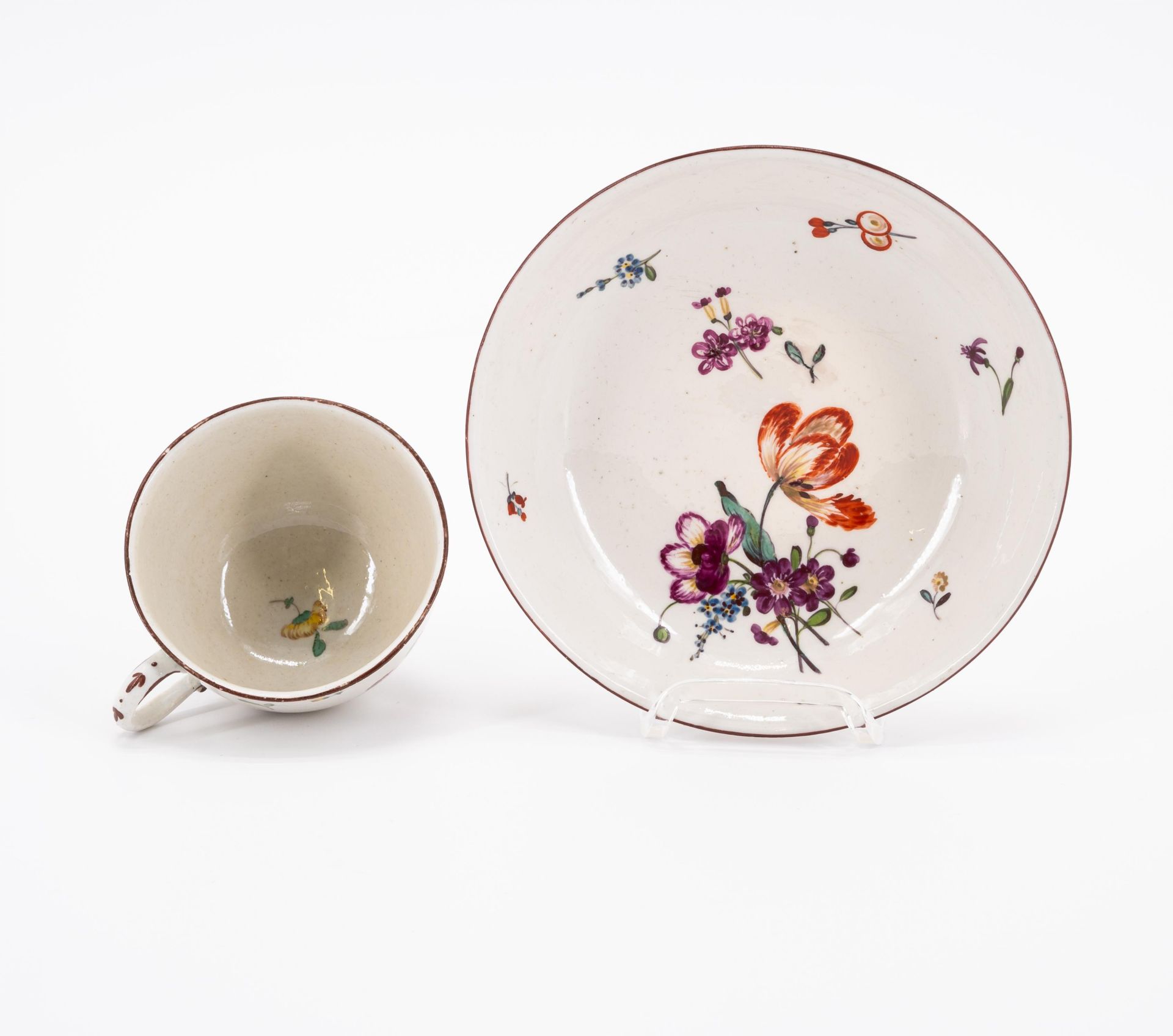 SIX PORCELAIN CUPS AND THREE SAUCERS WITH BIRD DECOR, FLOWERS AND LANDSCAPE SCENES - Image 15 of 16
