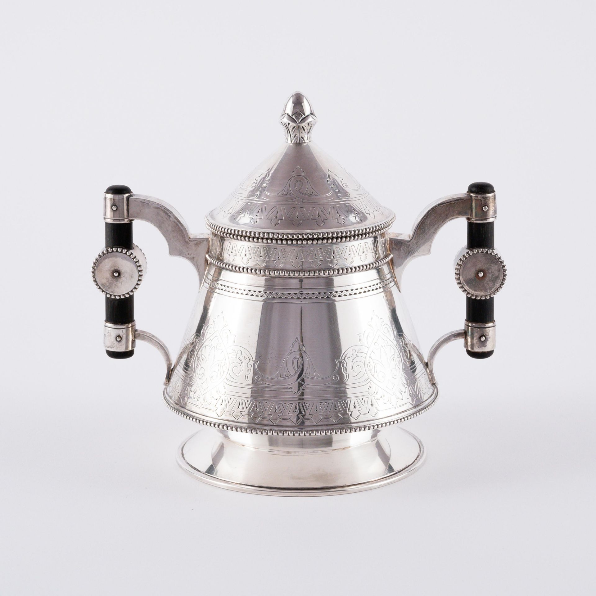 LARGE SILVER COFFEE AND TEA SERVICE WITH TRAY - Image 13 of 24