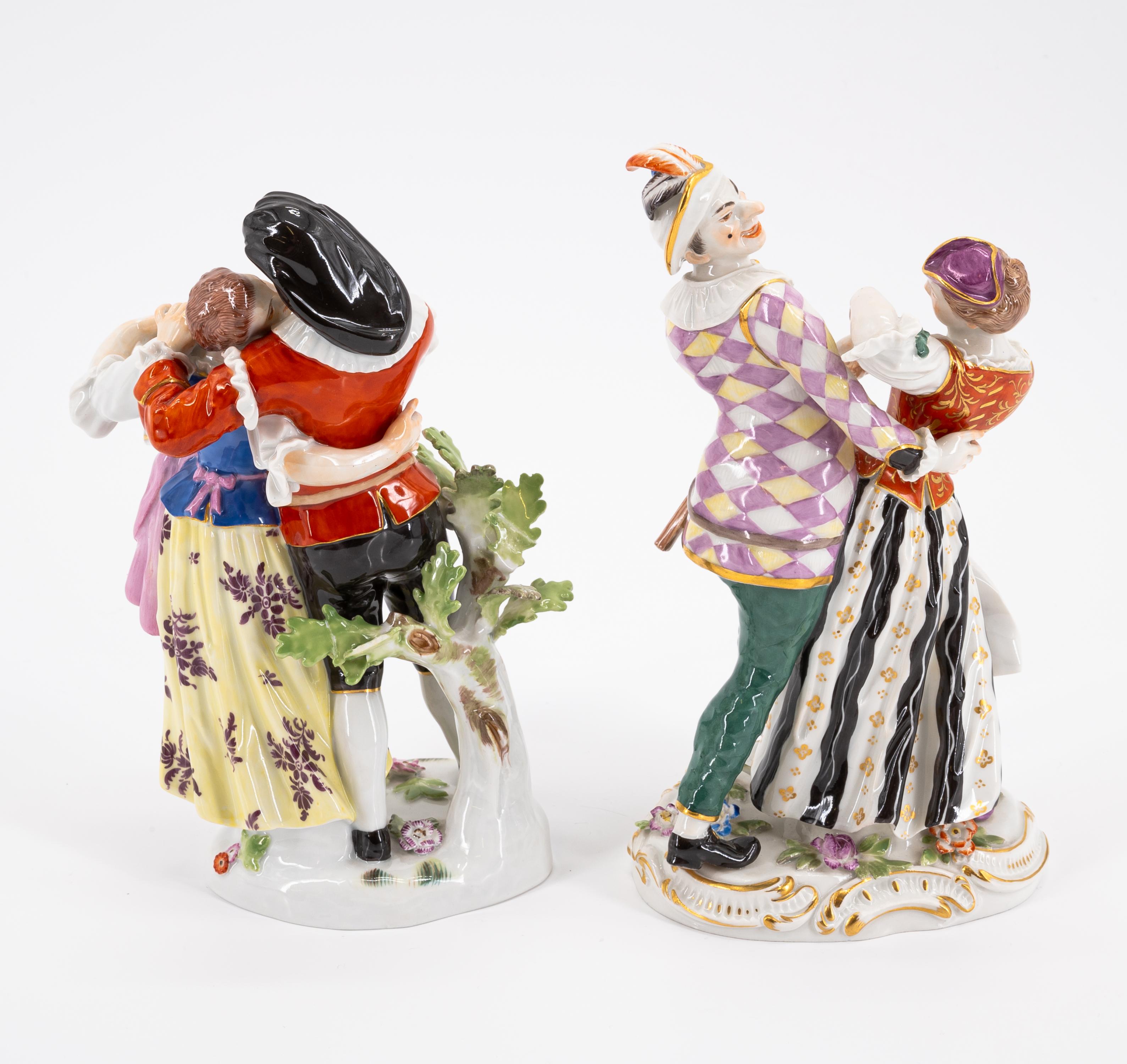 FOUR LARGE PORCELAIN COUPLES FROM THE COMMEDIA DELL'ARTE - Image 3 of 9