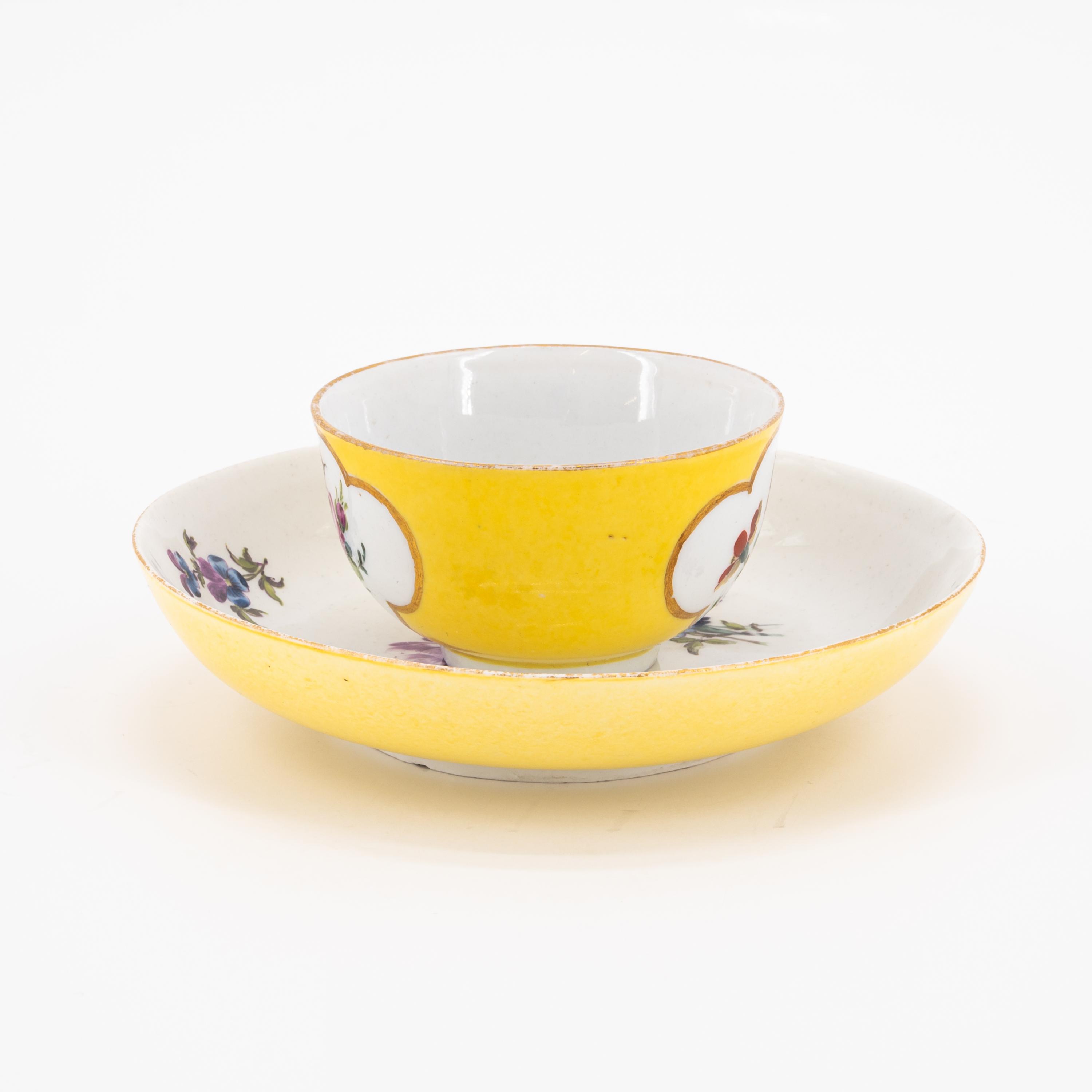 TWO PORCELAIN CUPS AND SAUCERS WITH YELLOW AND ORANGE COLOURED GROUND AS WELL AS FLORAL DECOR - Image 4 of 11