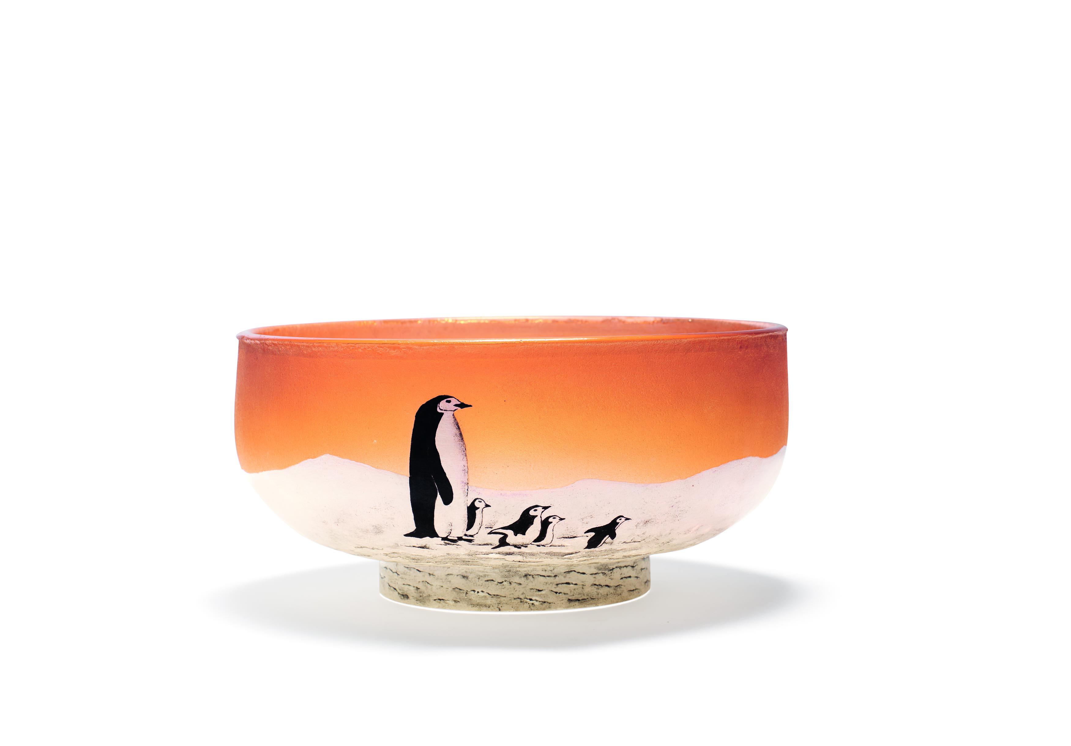 Large bowl "Pingouins"