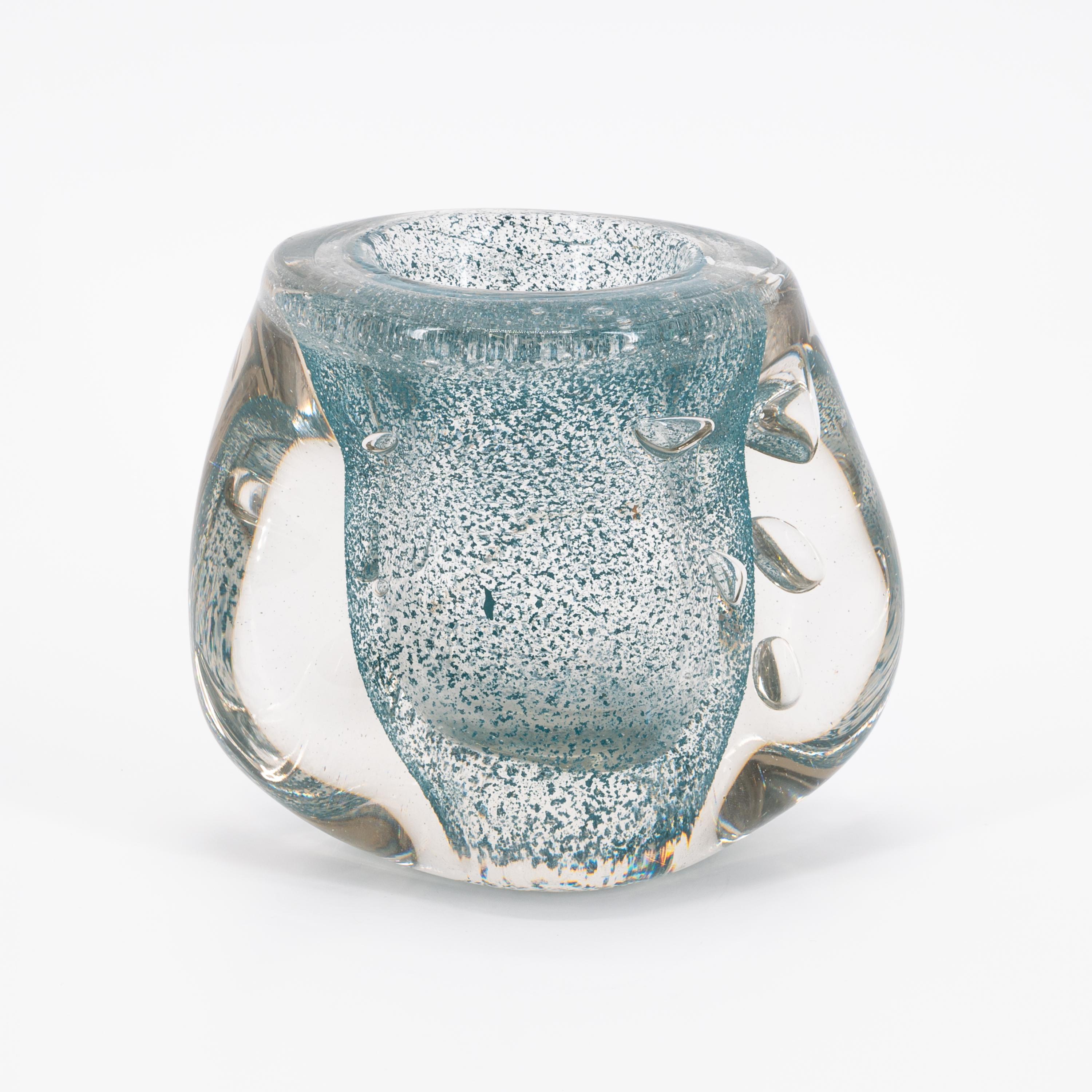 GLASS VASE WITH TURQUOISE BLUE POWDER INCLUSIONS - Image 3 of 6