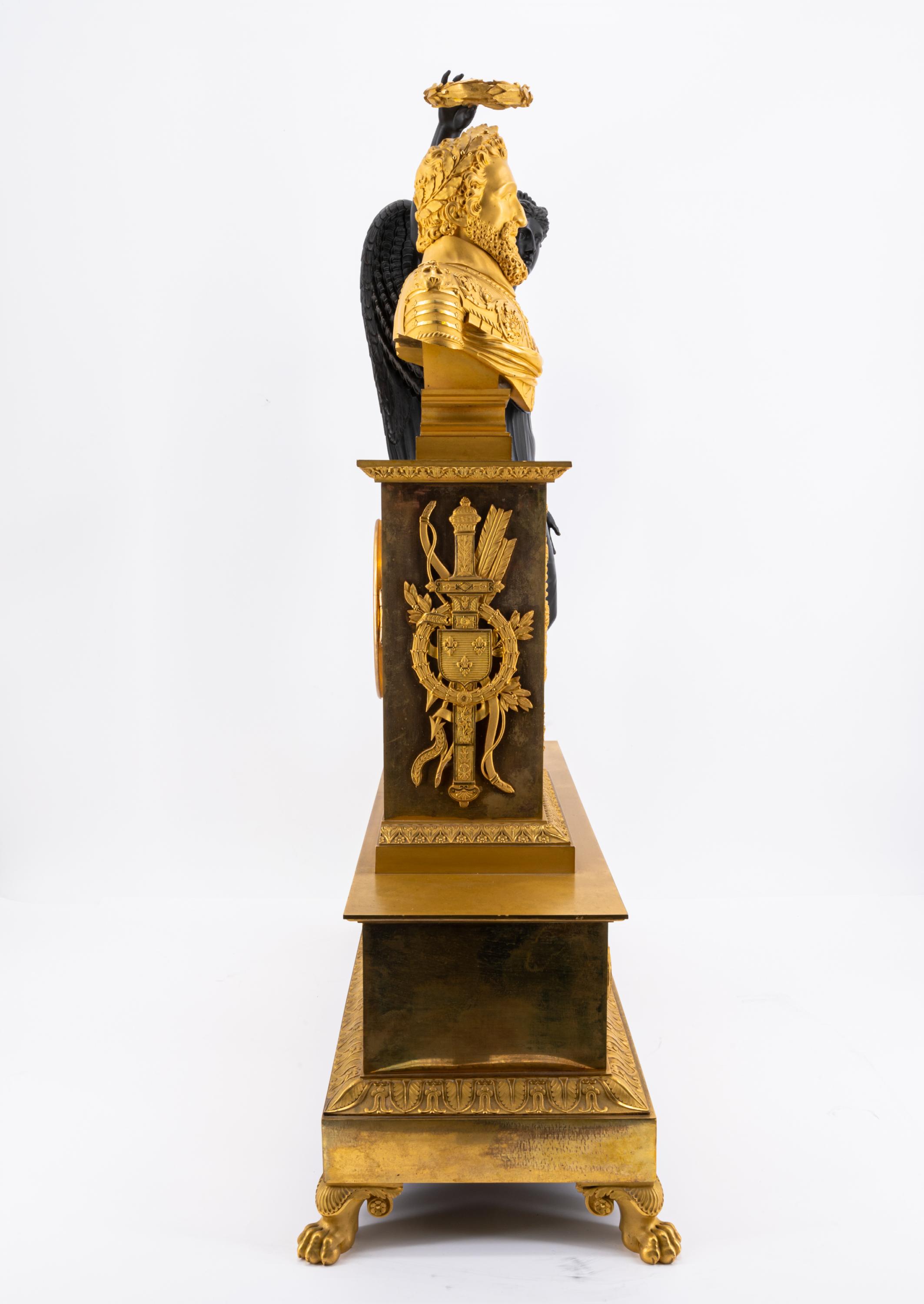 BRONZE MONUMENTAL PENDULUM CLOCK WITH BUST OF HENRY IV AND VICTORIA - Image 4 of 5