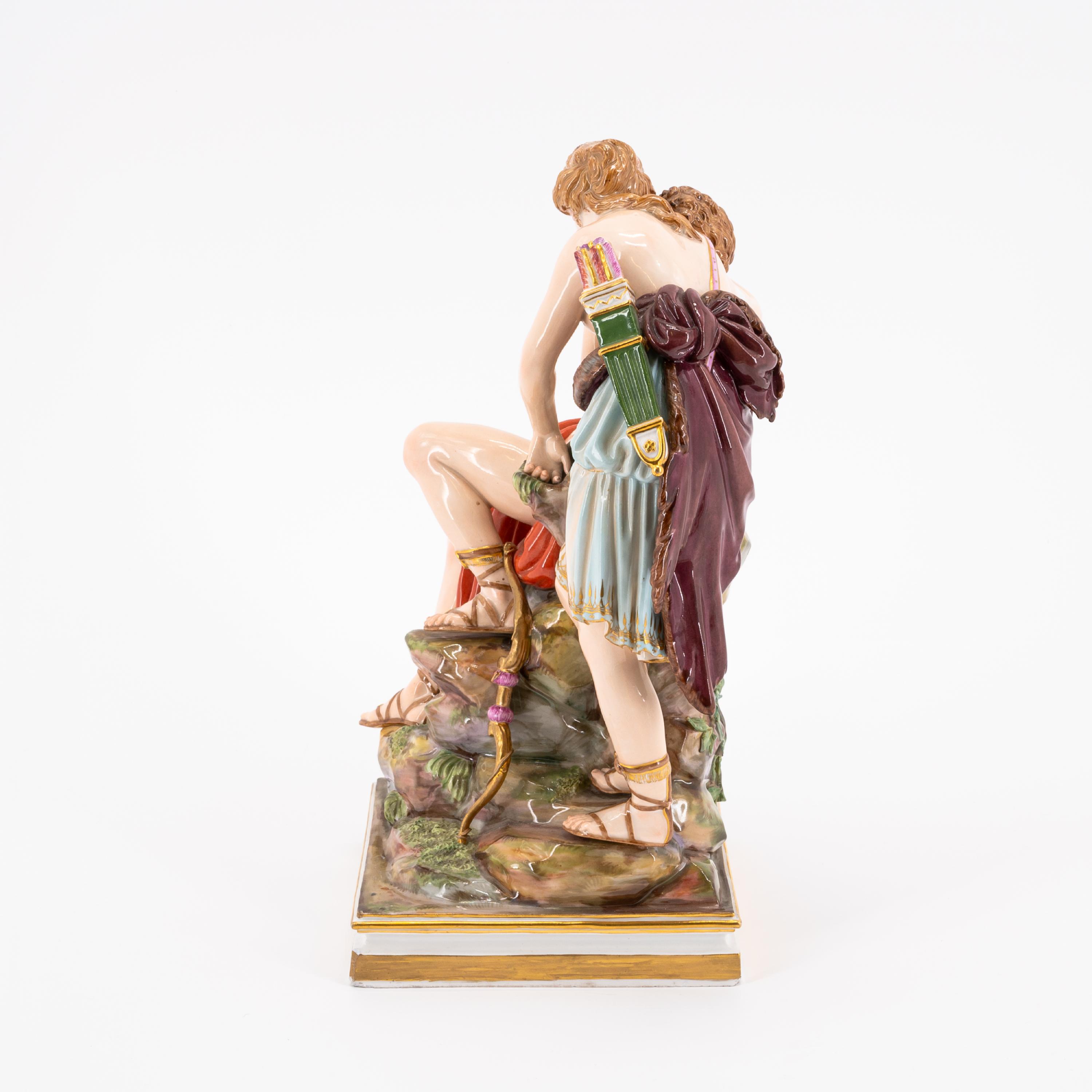 MYTHOLOGICAL PORCELAIN ENSEMBLE "DIANA AND ENDYMION" - Image 2 of 5