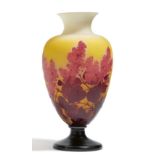 LARGE GLASS GOBLET VASE WITH LILAC BLOSSOMS