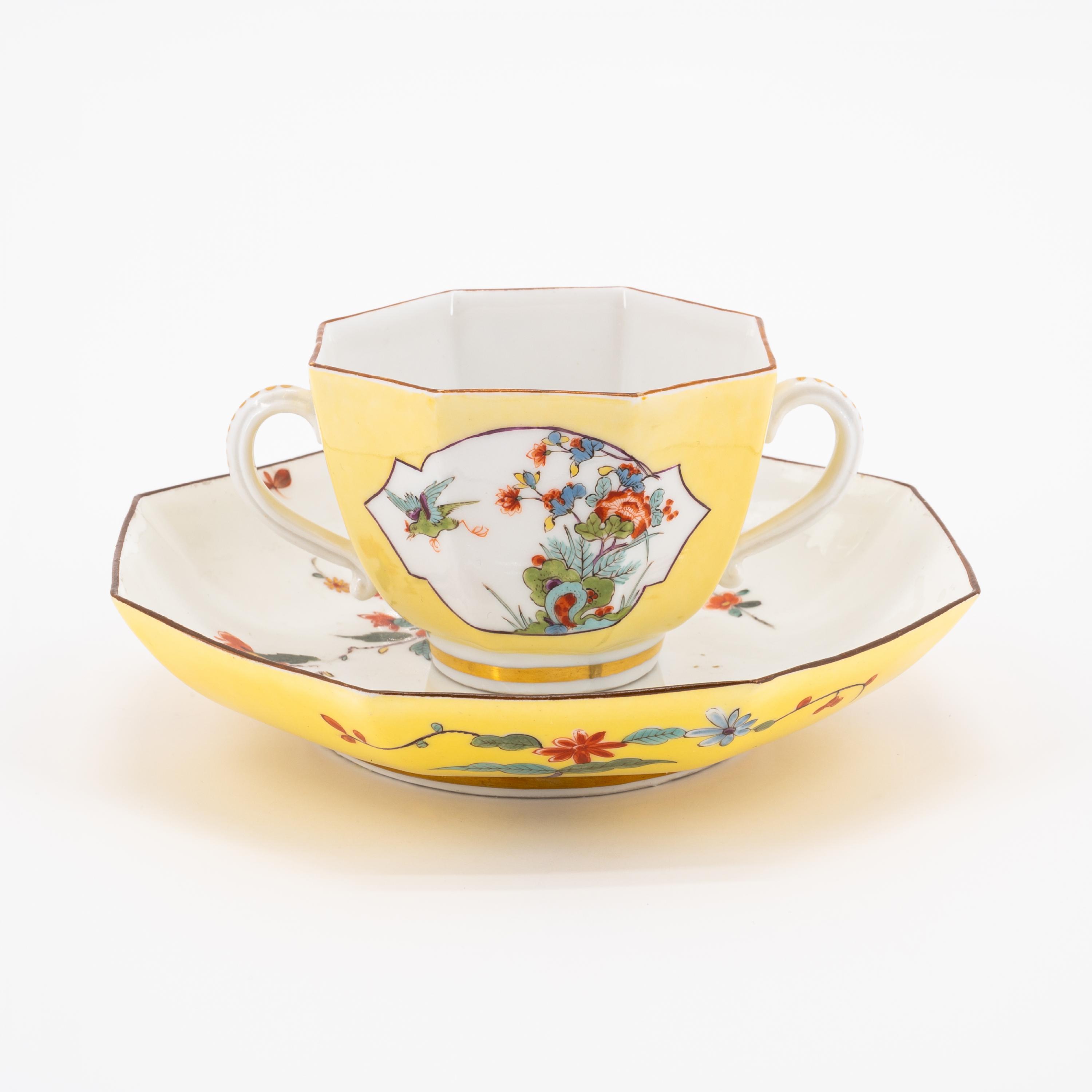 TWO PORCELAIN CUP WITH DOUBLE HANDLES & SAUCERS WITH KAKIEMON DECOR AND YELLOW GROUND - Image 3 of 11