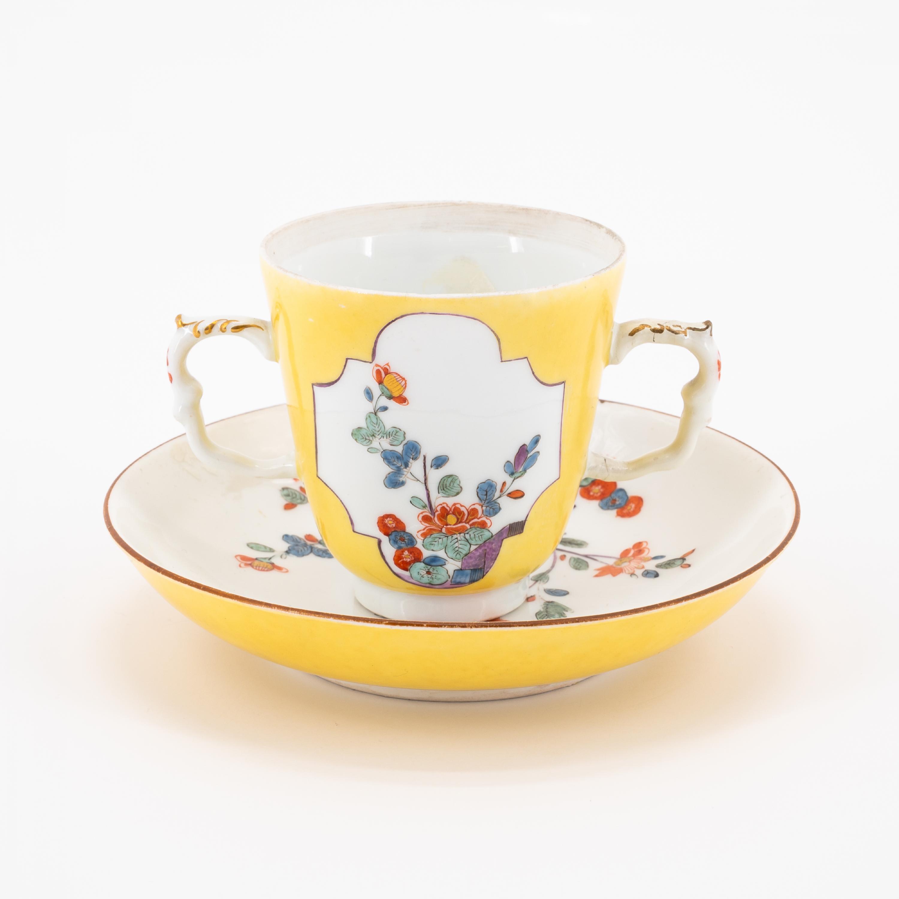 TWO PORCELAIN CUP WITH DOUBLE HANDLES & SAUCERS WITH KAKIEMON DECOR AND YELLOW GROUND - Image 8 of 11