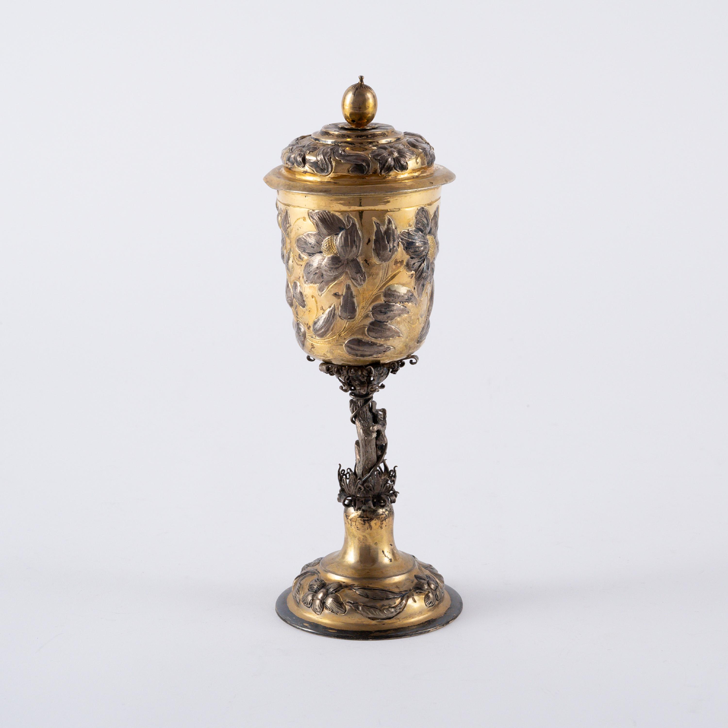 EXCEPTIONAL SILVER LIDDED GOBLET WITH FLOWERS - Image 5 of 7