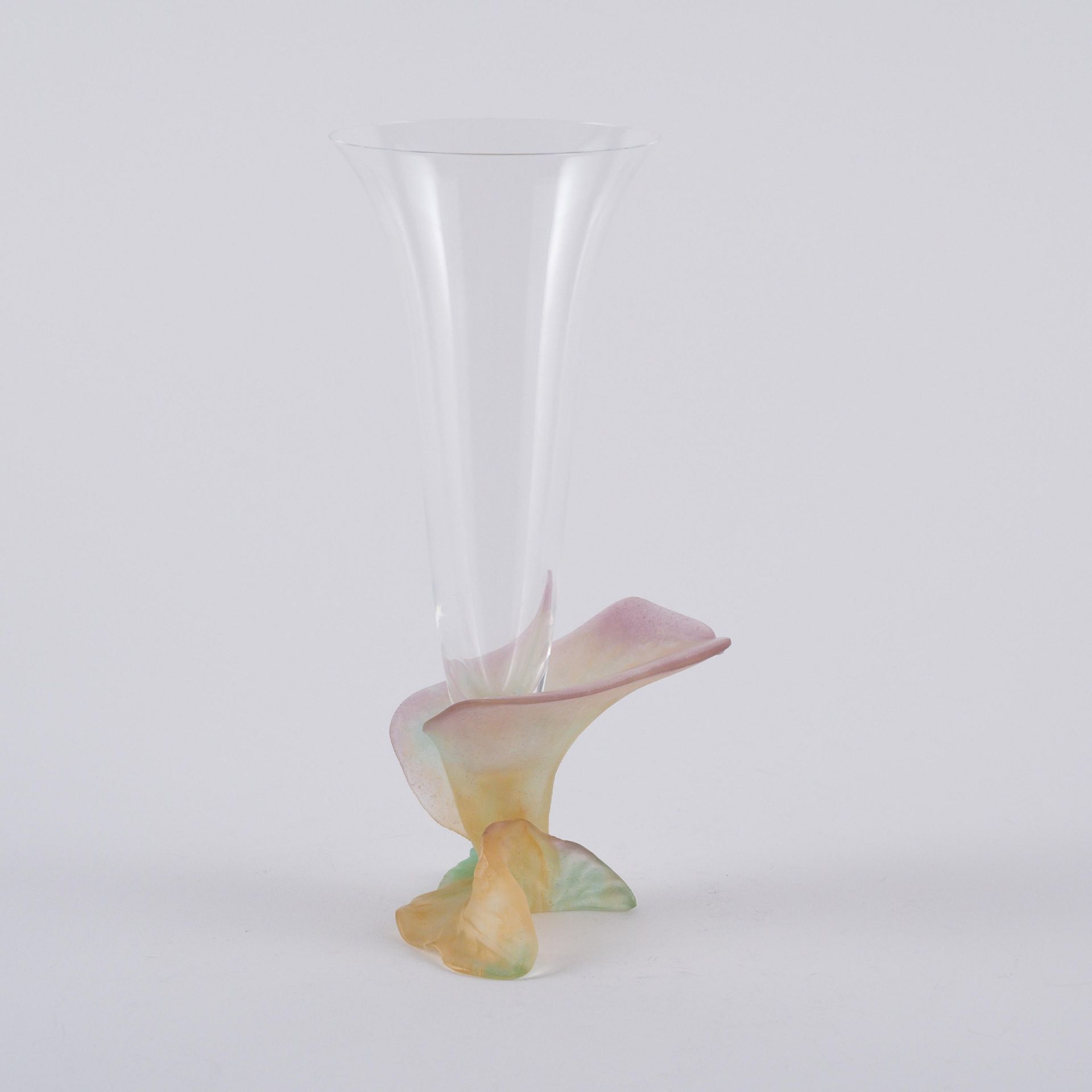 GLASS GOBLET WITH FLOWER BASE - Image 3 of 6