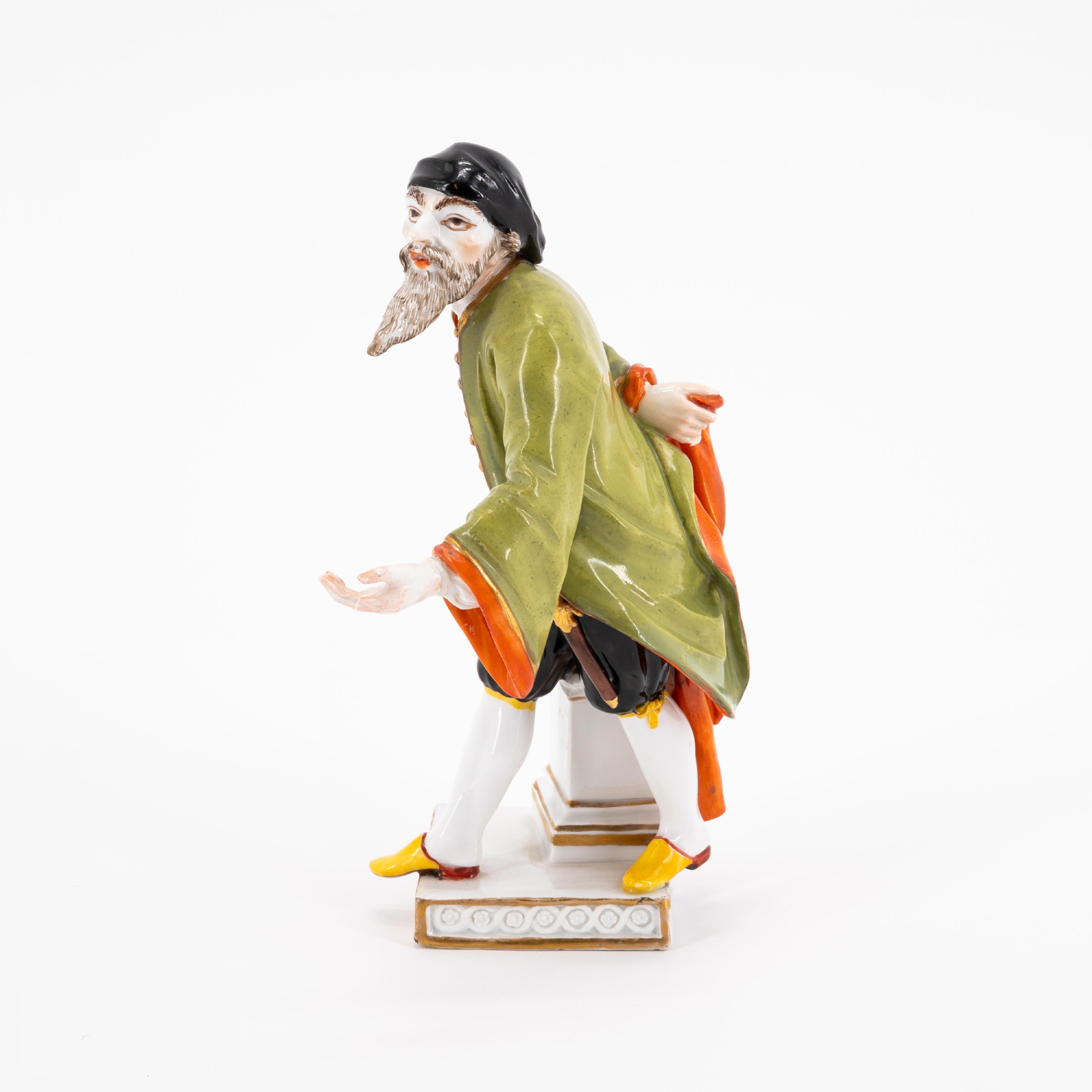 PORCELAIN PANTALONE FROM THE COMMEDIA DELL'ARTE - Image 2 of 5
