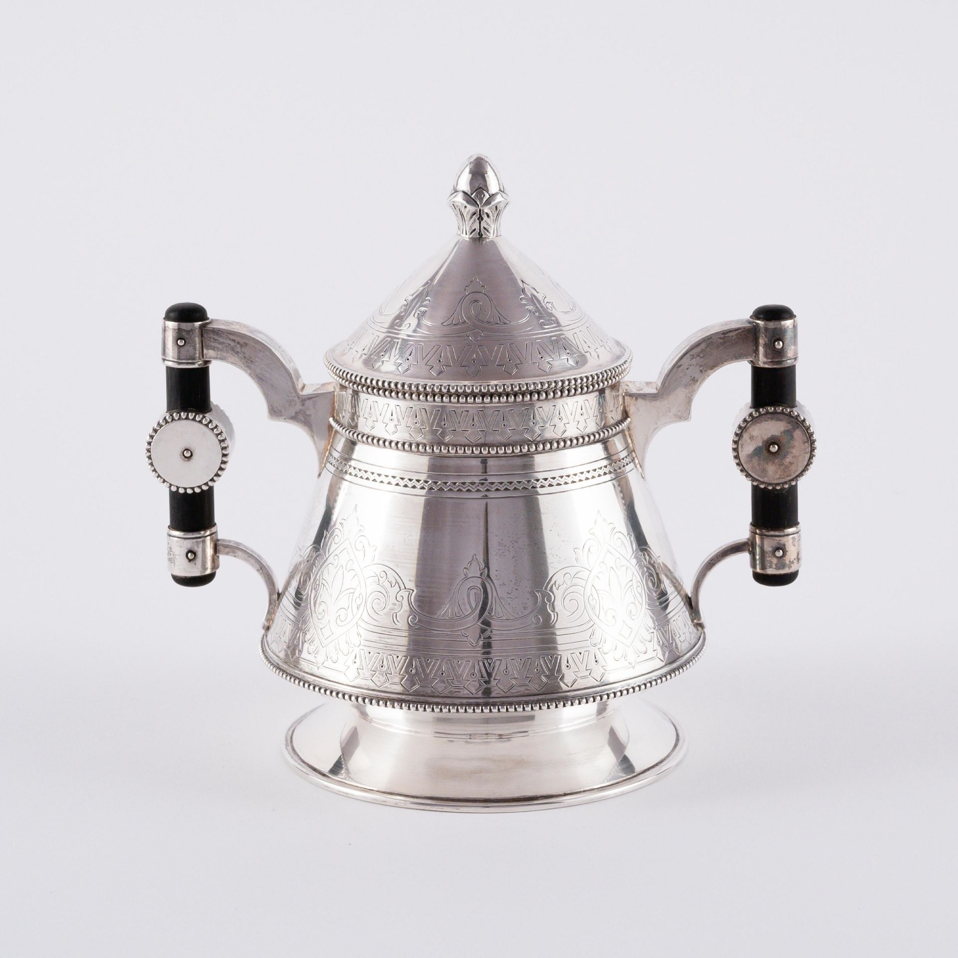 LARGE SILVER COFFEE AND TEA SERVICE WITH TRAY - Image 15 of 24