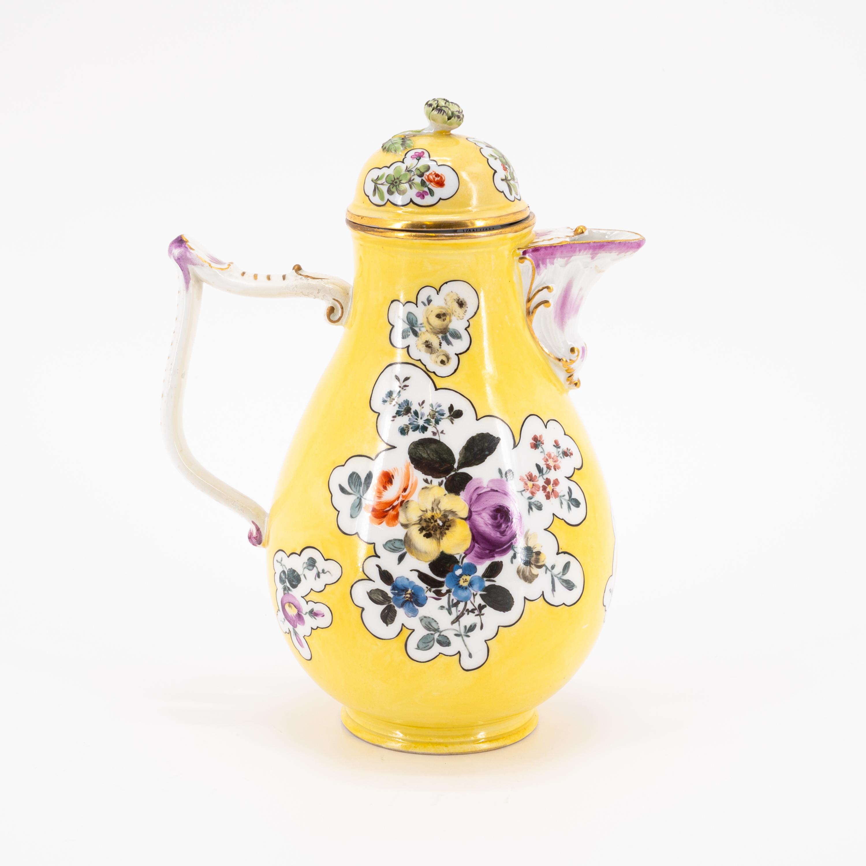 PORCELAIN COFFEE POT WITH YELLOW GROUND AND FLORAL PAINTING - Image 3 of 6