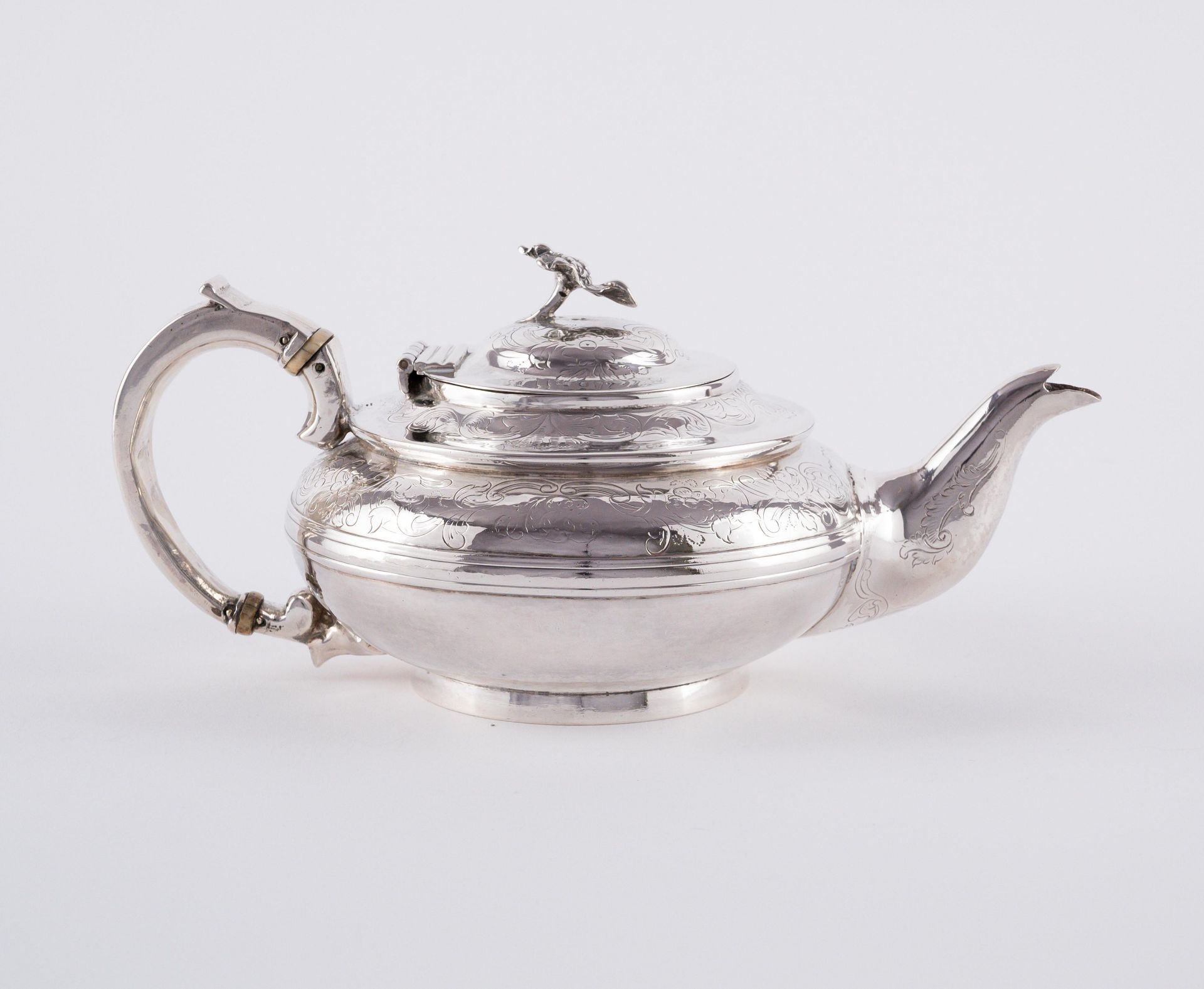 George IV Teekanne mit Blütenknauf - Bild 3 aus 6