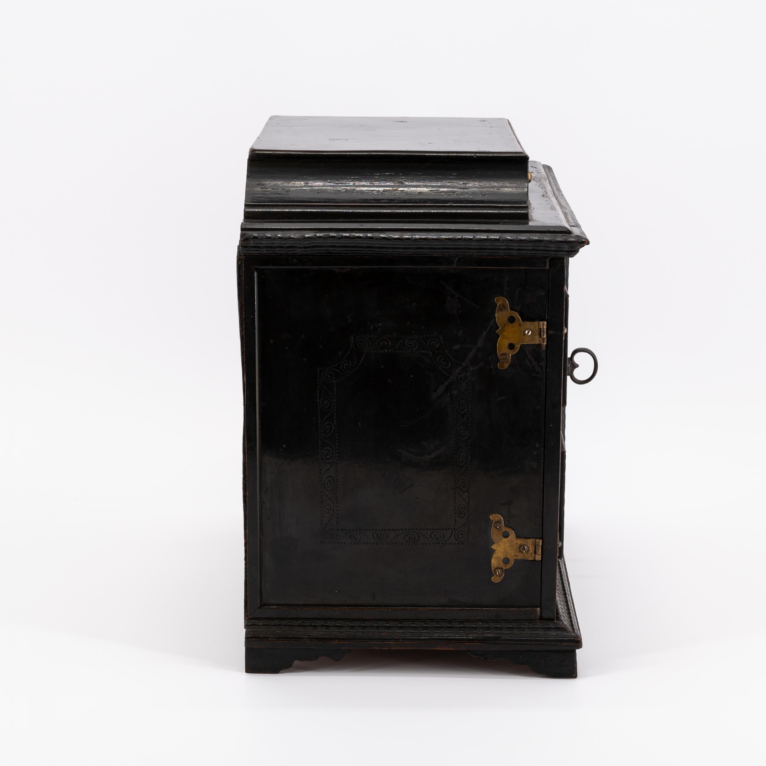 SOFTWOOD CABINET ON STAND WITH LANDSCAPES AND HUNTING SCENES - Image 6 of 7