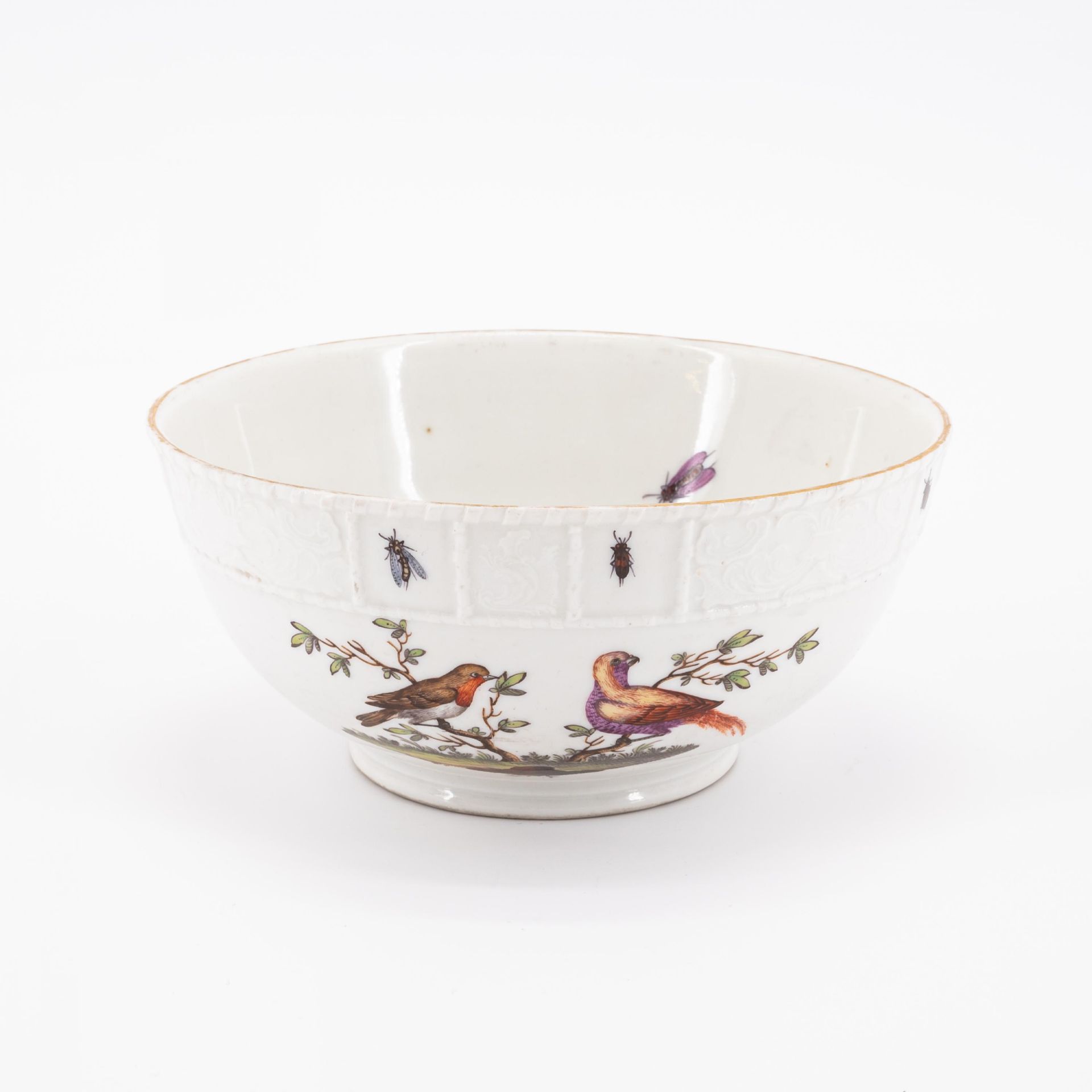 PORCELAIN SLOP BOWL, THREE CUPS AND SAUCERS WITH FIGURATIVE AND FLORAL DECOR - Image 19 of 22