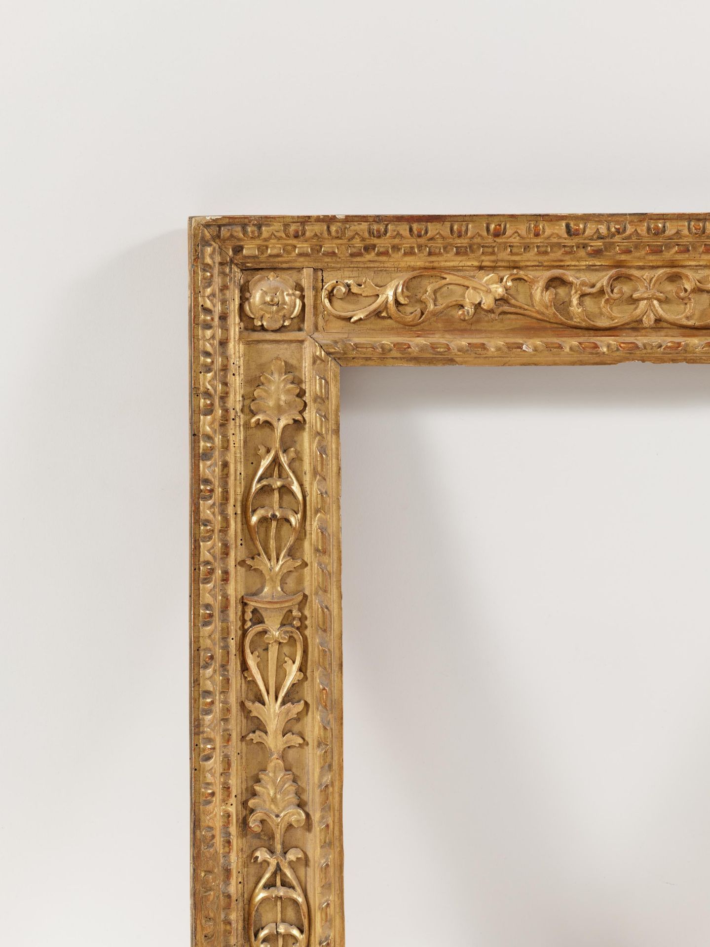 Italy: Plate Frame - Image 3 of 4