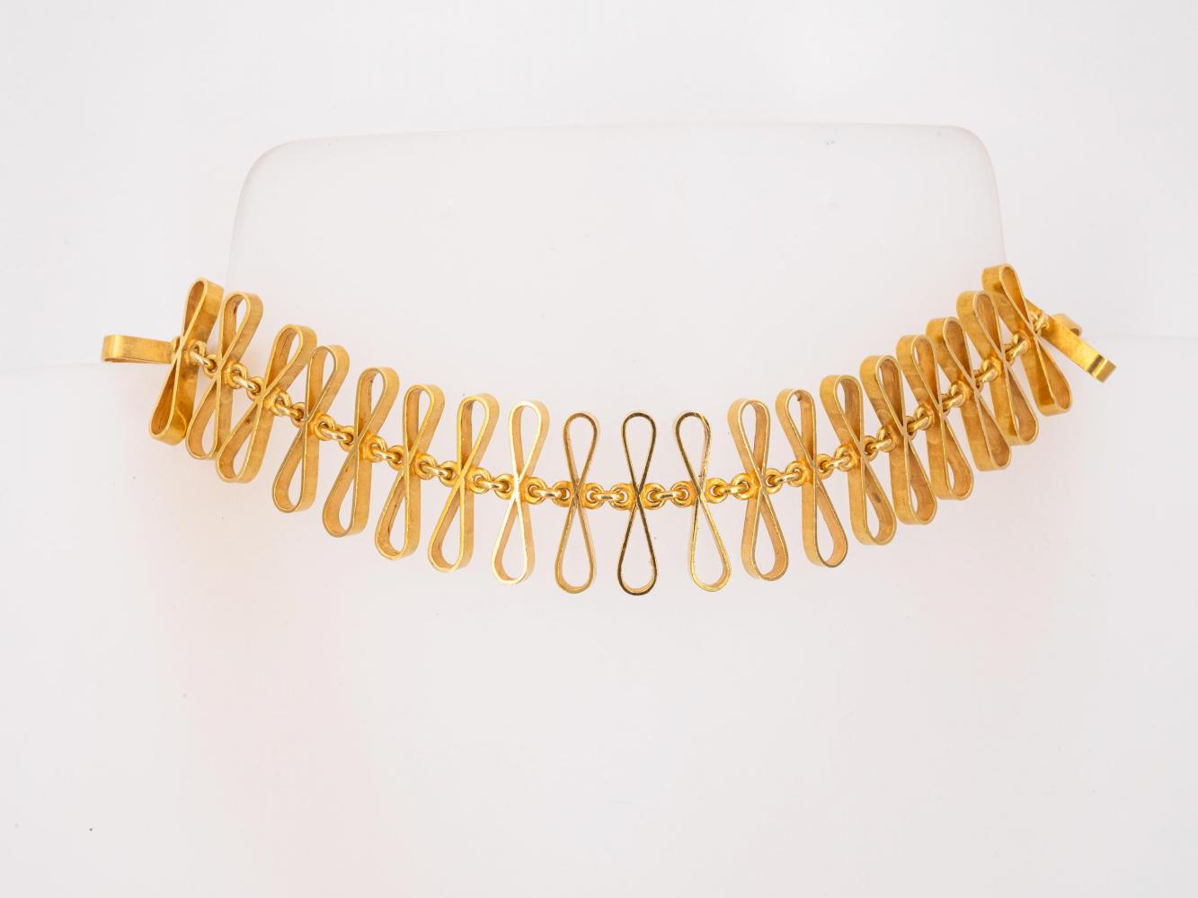 Elisabeth Treskow: Set: Ring, Ear Studs, Bracelet & Necklace - Image 3 of 12