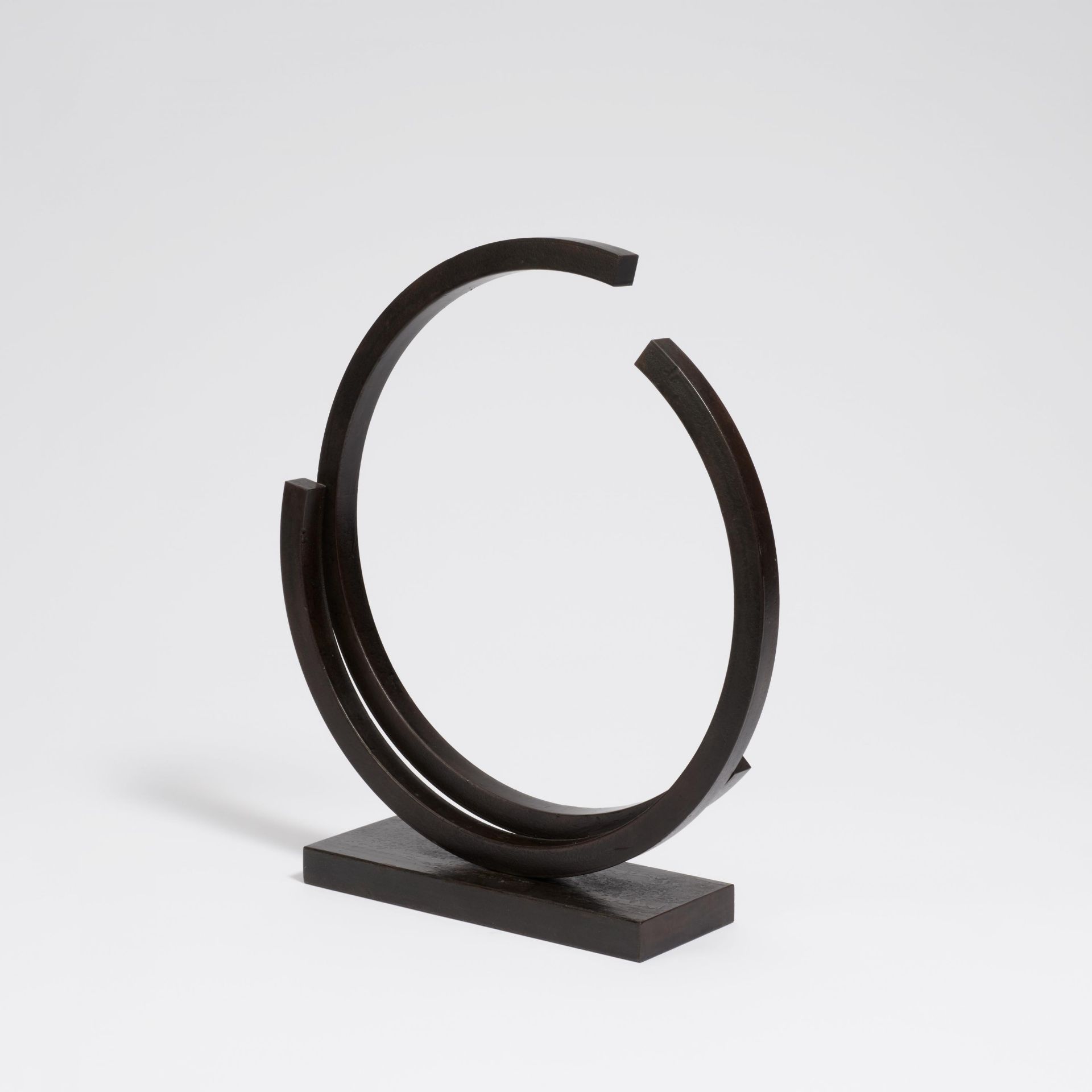 Bernar Venet: 248.5° - Image 2 of 4