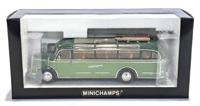 Minichamps Mercedes 0 3500 Bus 1955 "Fernreisen"