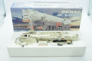 Conrad a boxed 1:50 Scale No.2095/0 Demag AC500-1 Telescopic Crane "TEREX"