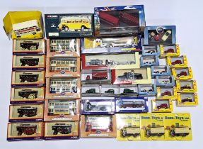 Corgi, Hornby Skale Autos, & Similar, a mostly boxed group of vehicles