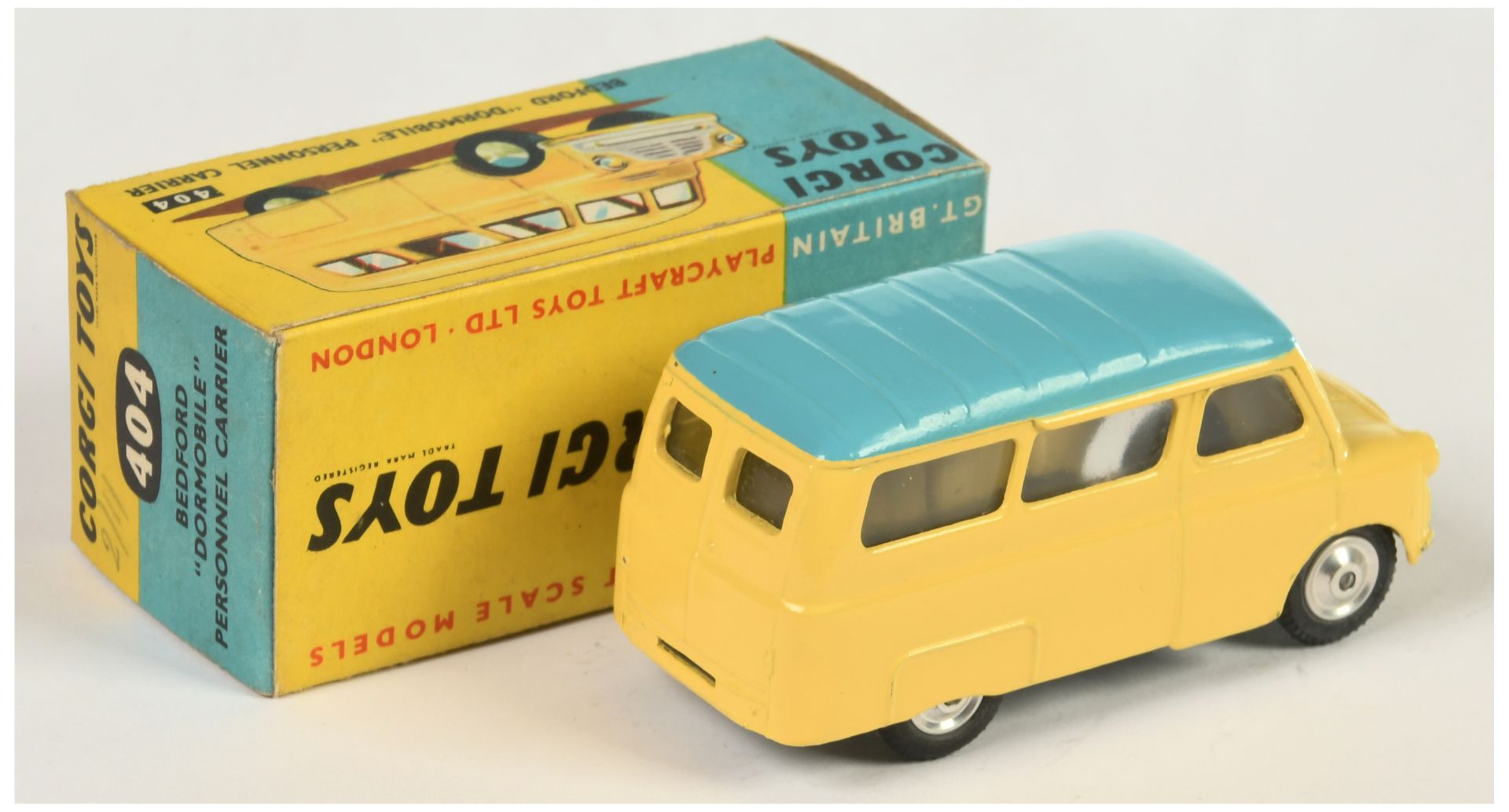 Corgi Toys  404 Bedford Dormobile Personnel Carrier - Yellow body with light blue ribbed roof, si... - Bild 2 aus 2