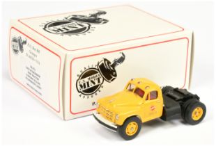 US Model Mint US-27S Studebaker Semi-Tractor 1950 - Yellow and black