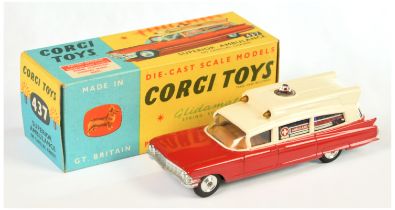 Corgi Toys 437 Superior "Ambulance" -  Two-Tone Cream & Red, brown interior, battery (Brown Box) ...