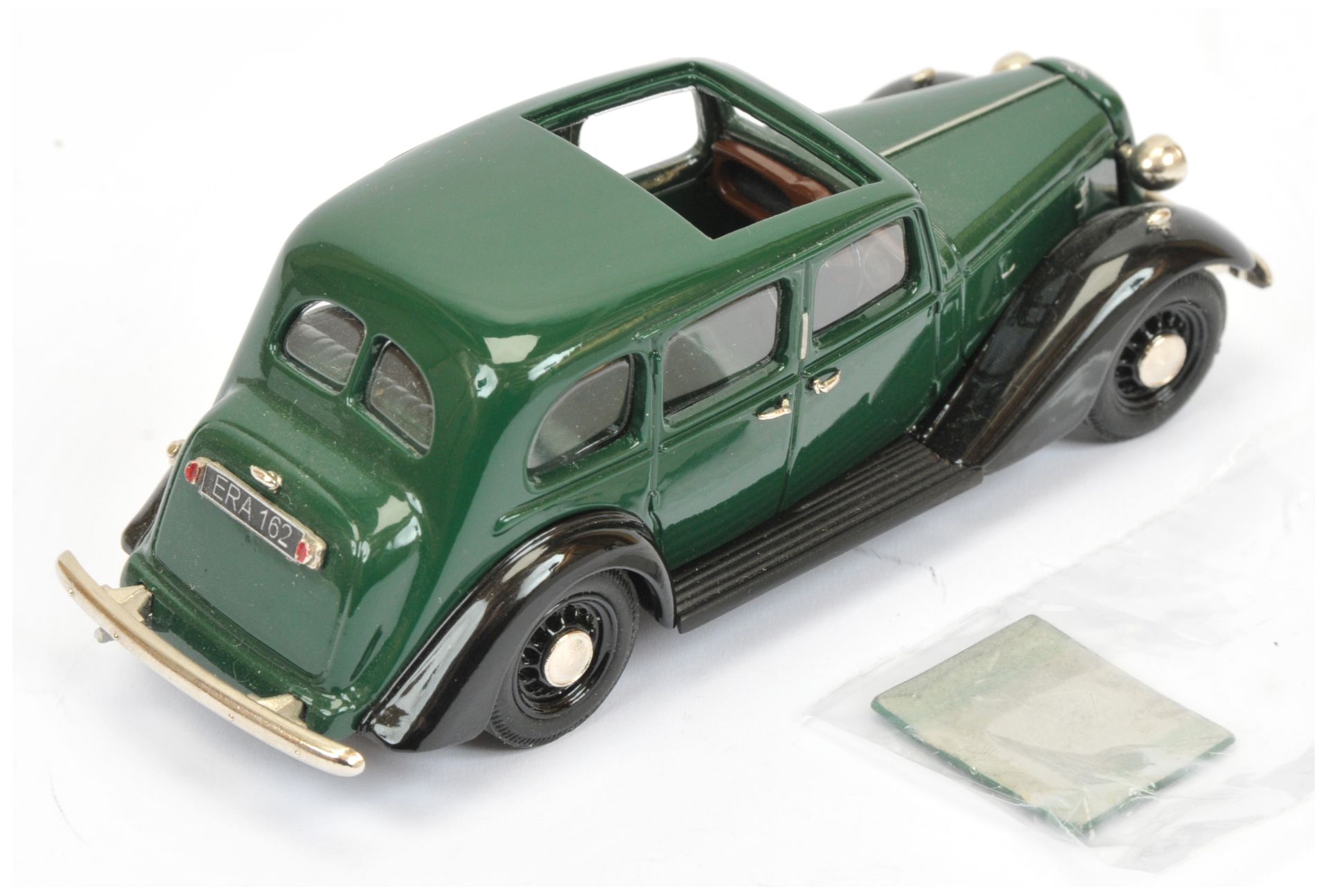 Spa Croft Models SPC9 Austin Goodwood 14HP - dark  green with black chassis (roof panel in bag) w... - Image 2 of 2