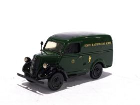 Model Road Replicas Ford E83W Van