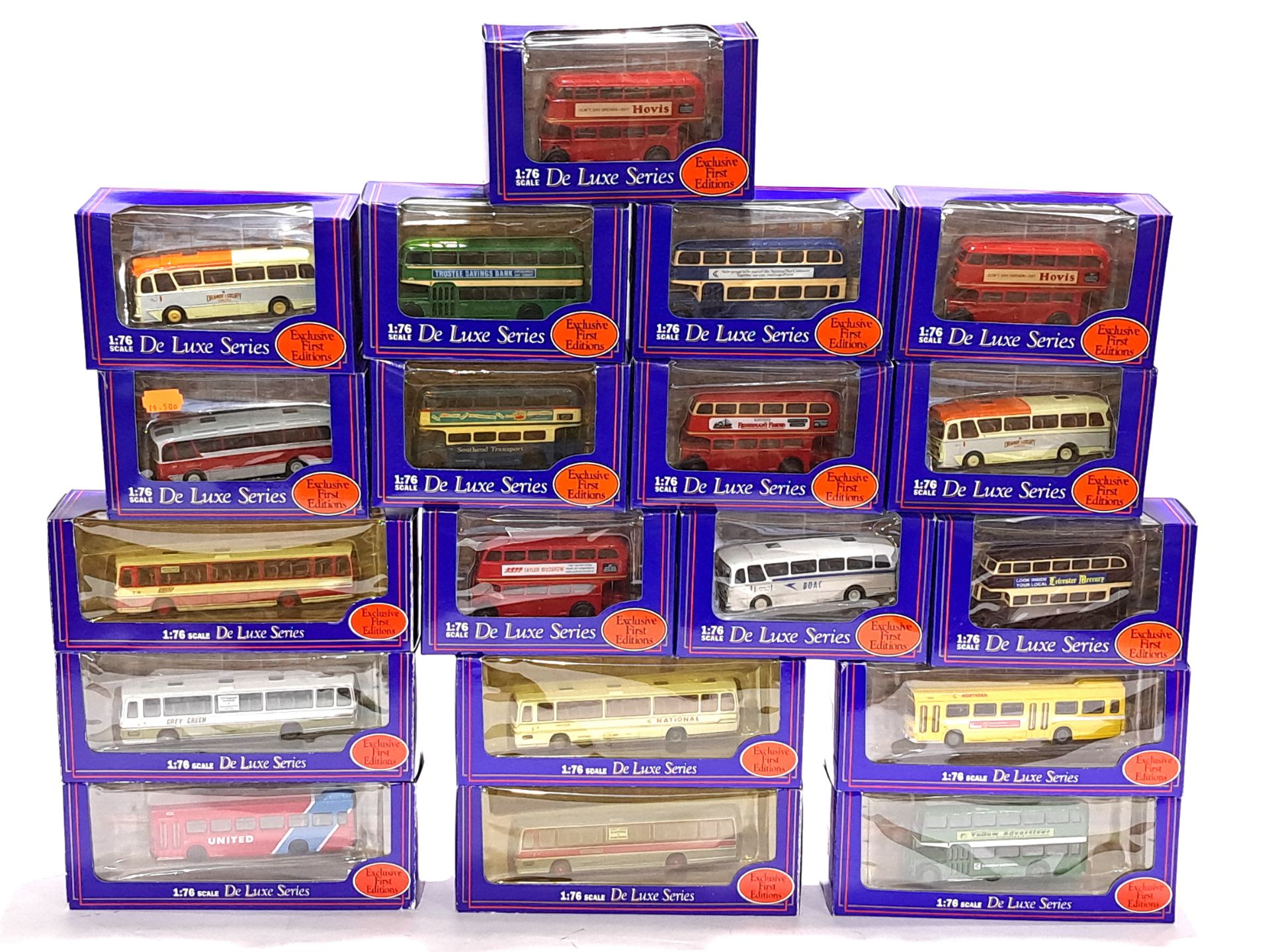 EFE De Luxe Series, a boxed 1:76 scale bus group
