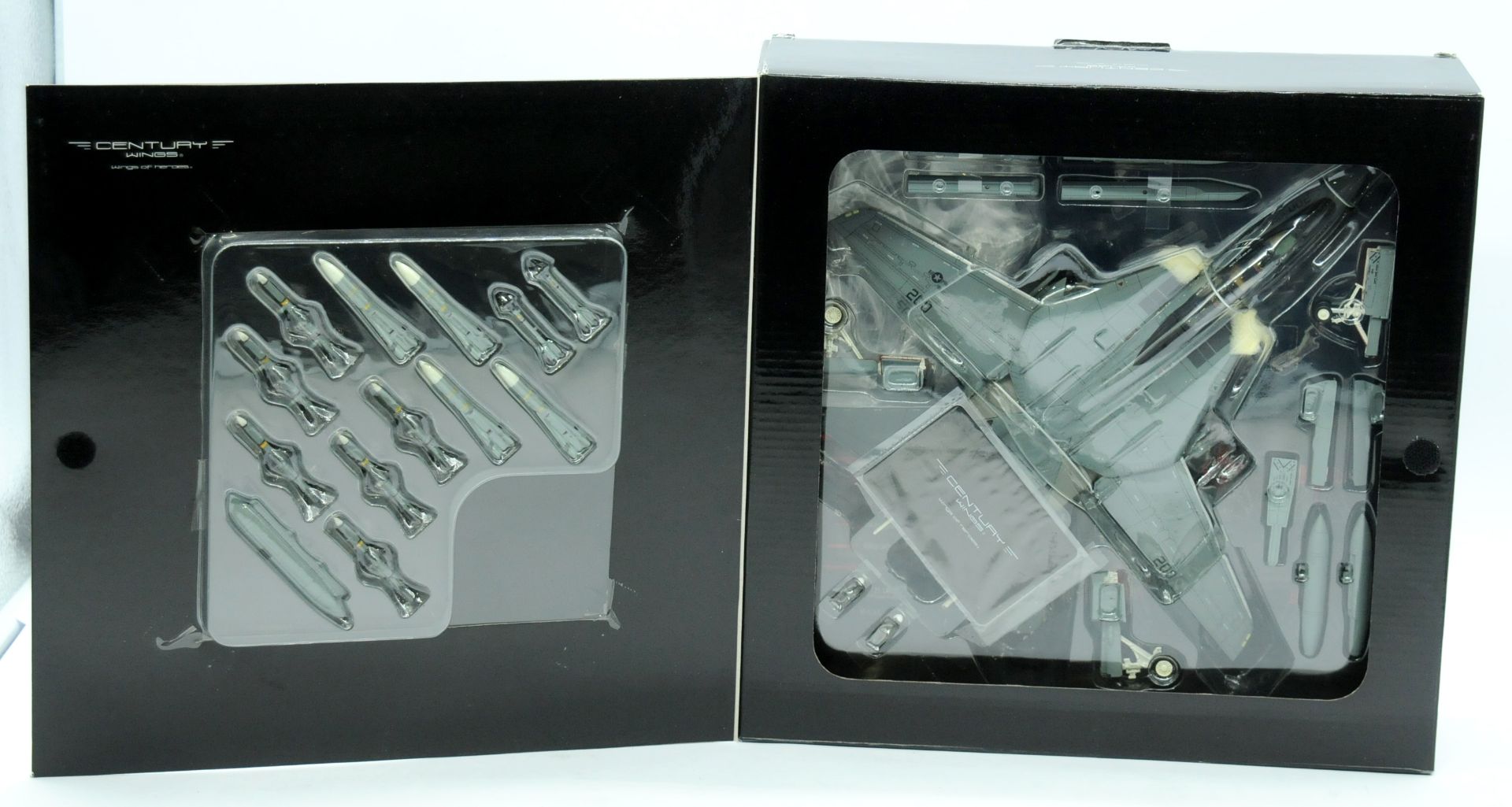Century Wings (Wings of Heroes Series) a boxed 1:72 Scale f-14A Tomcat