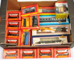 Hornby, Lima, Bachmann, Airfix - boxed rolling stock.