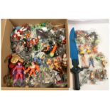 Quantity of mixed loose Action Figures