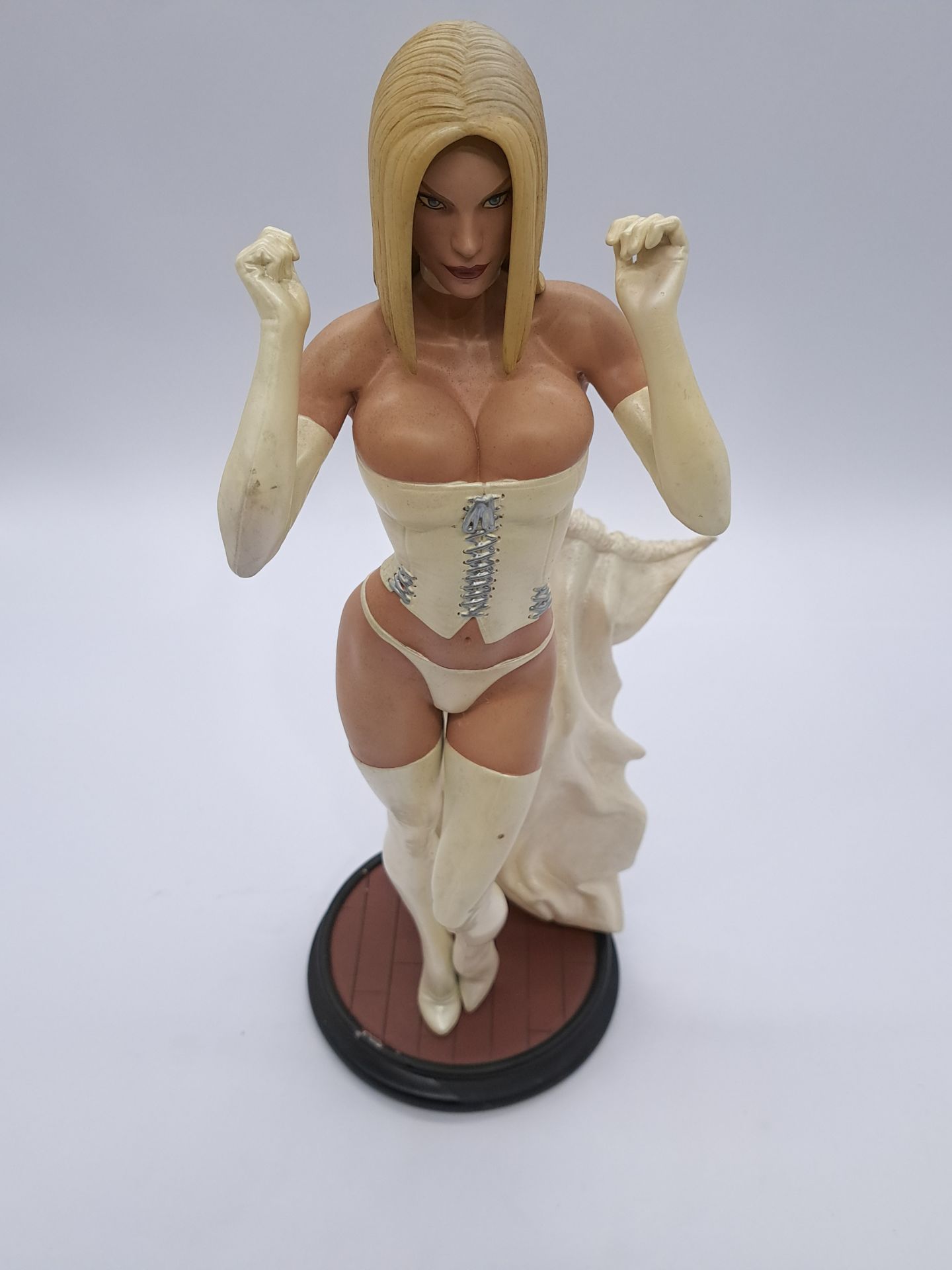 Sideshow Collectibles Emma Frost 1527 of 2000