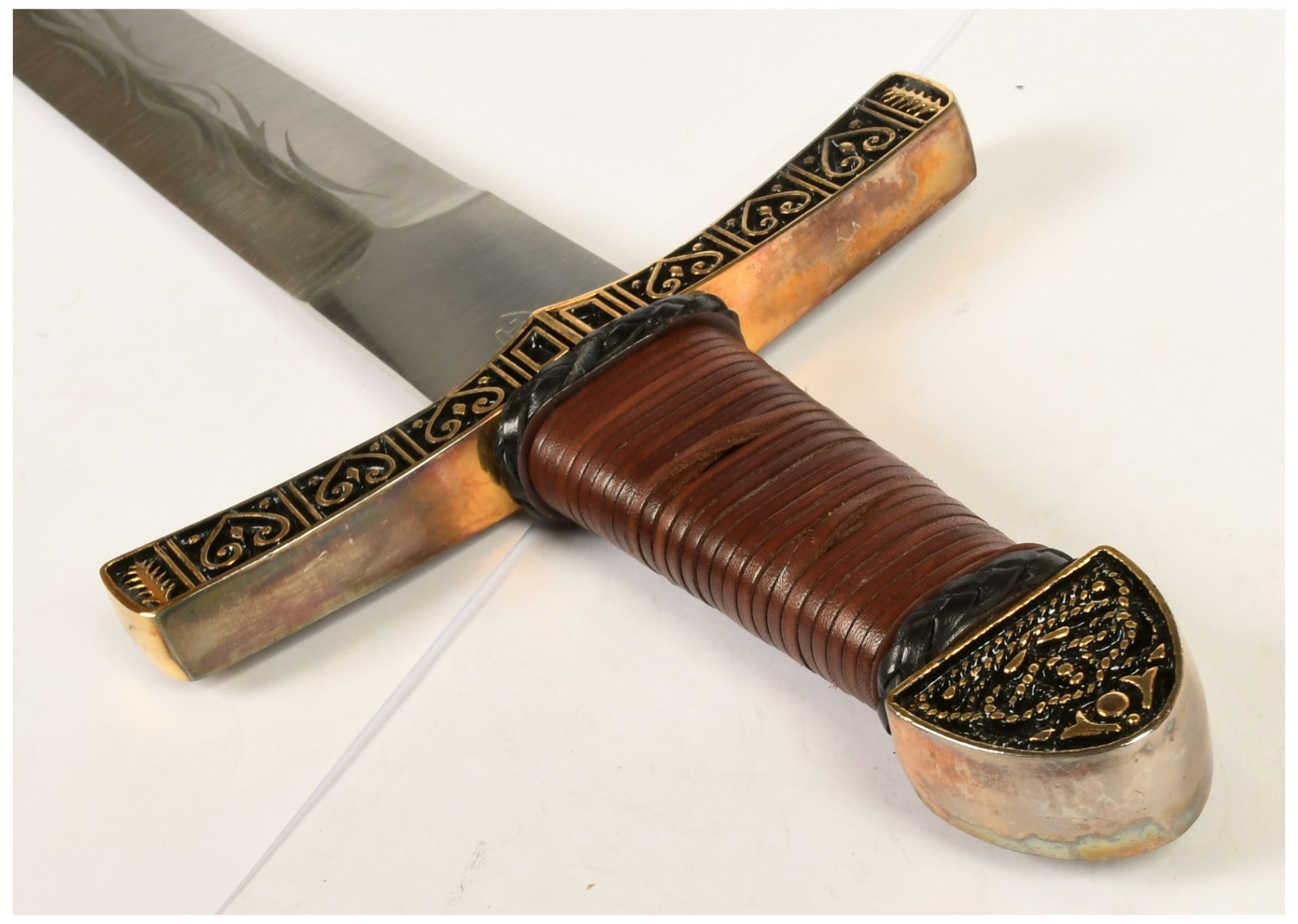 United Cutlery DragonHeart Bowen's Sword - Image 2 of 3