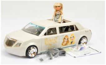 MGA Bratz The Movie Limo and Vinessa rare set