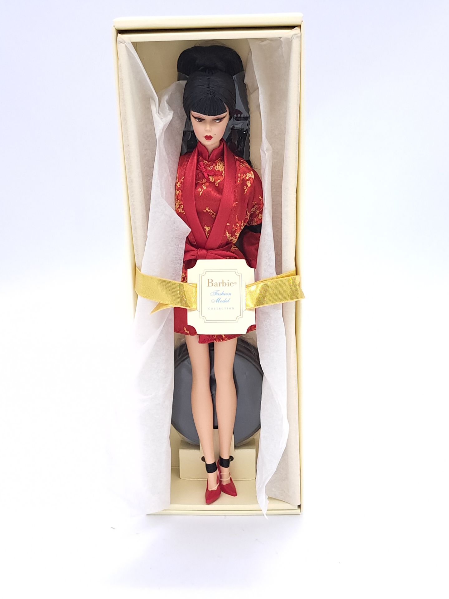 Mattel Barbie Silkstone Chinoiserie Red Moon