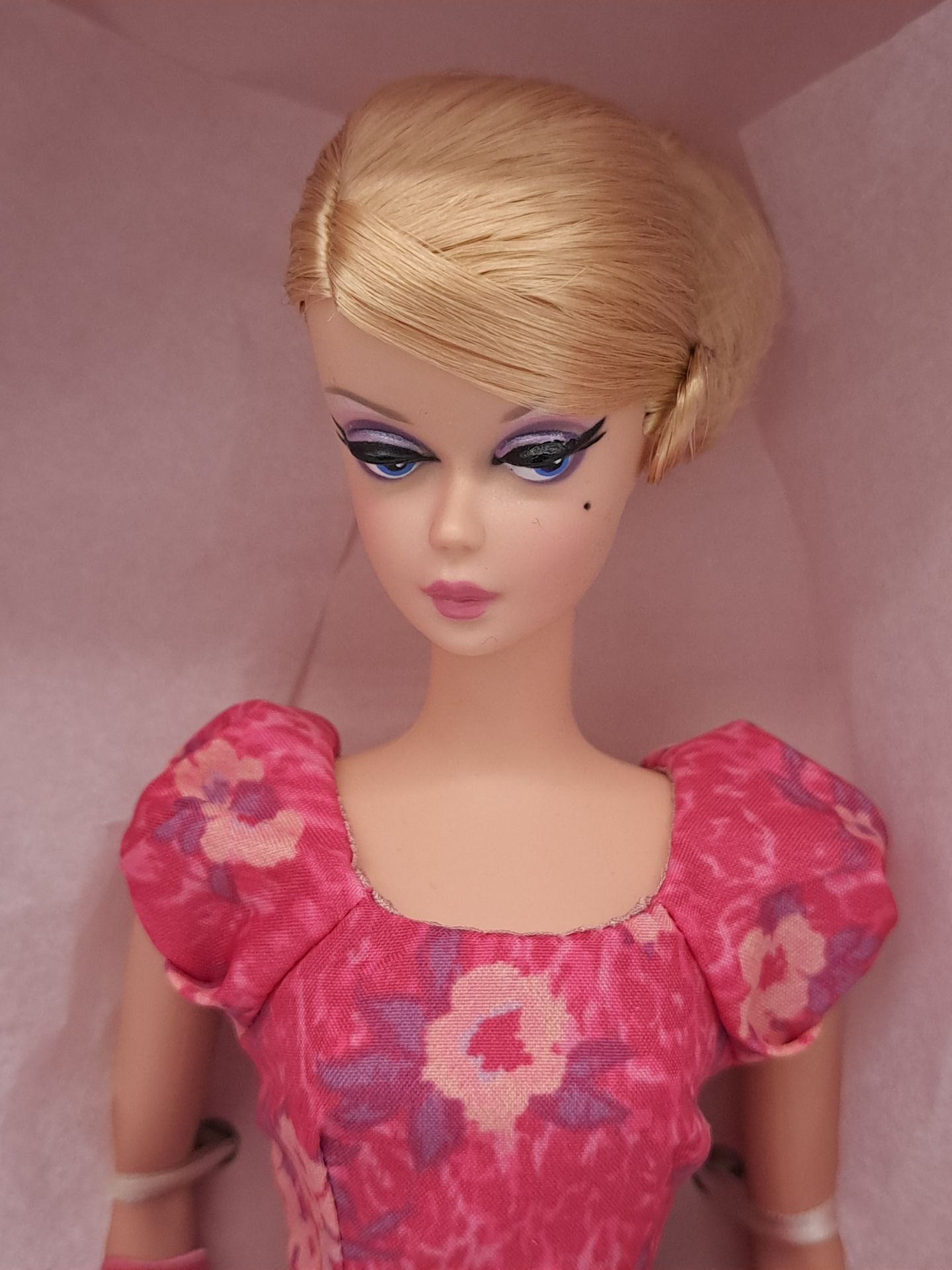 Mattel Barbie Silkstone Fashionably Floral - Image 4 of 4