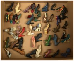 Raine Willits Design Just the Right Shoe, resin miniature collection